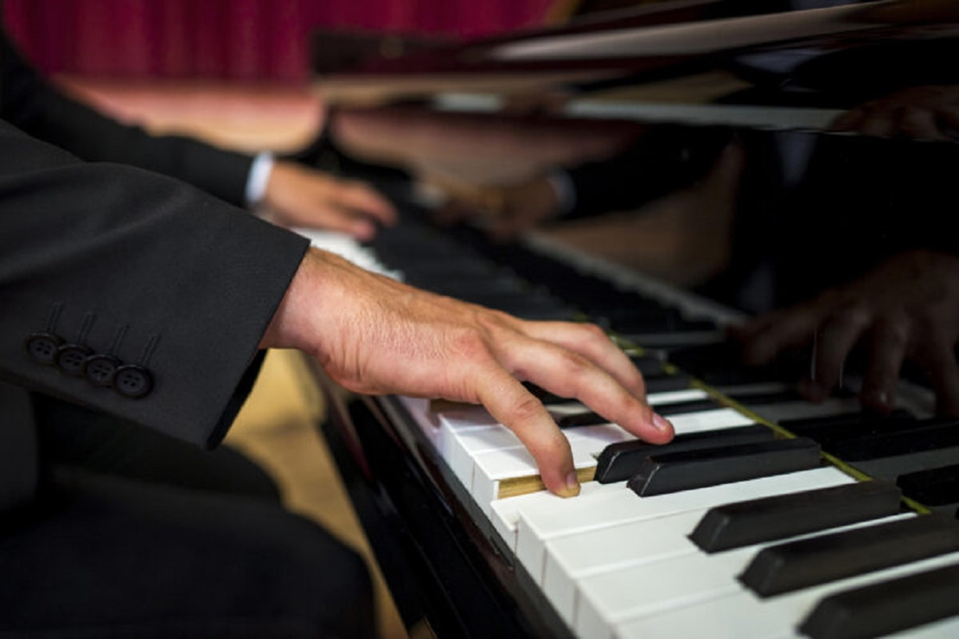 Festival International de Piano   Musique  la cour