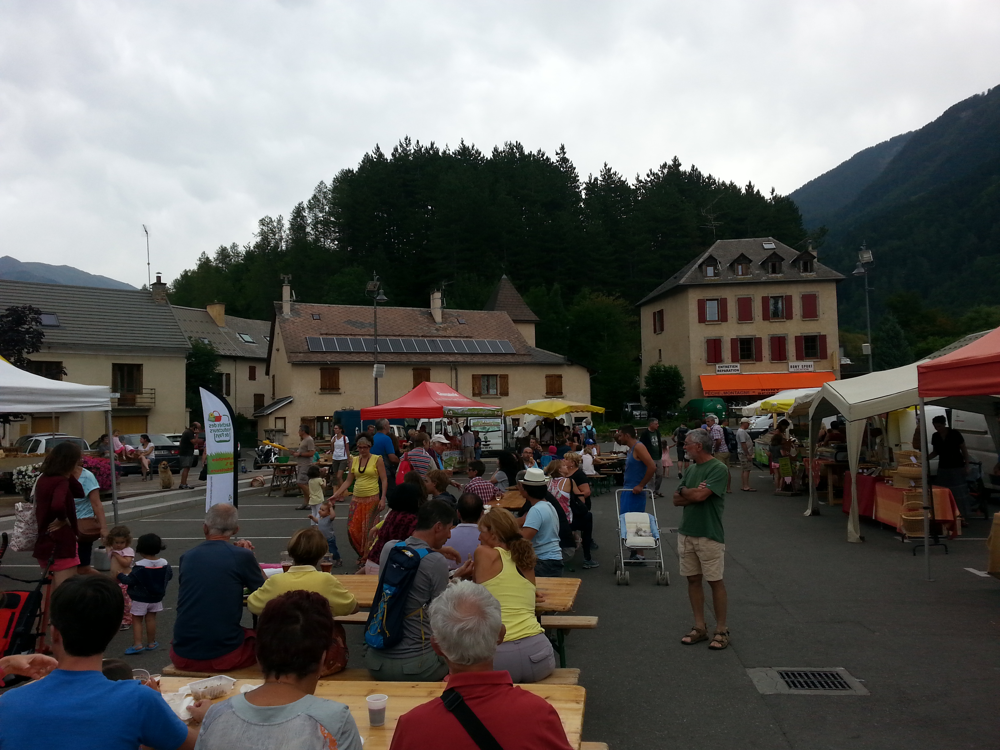 March� de producteurs de pays