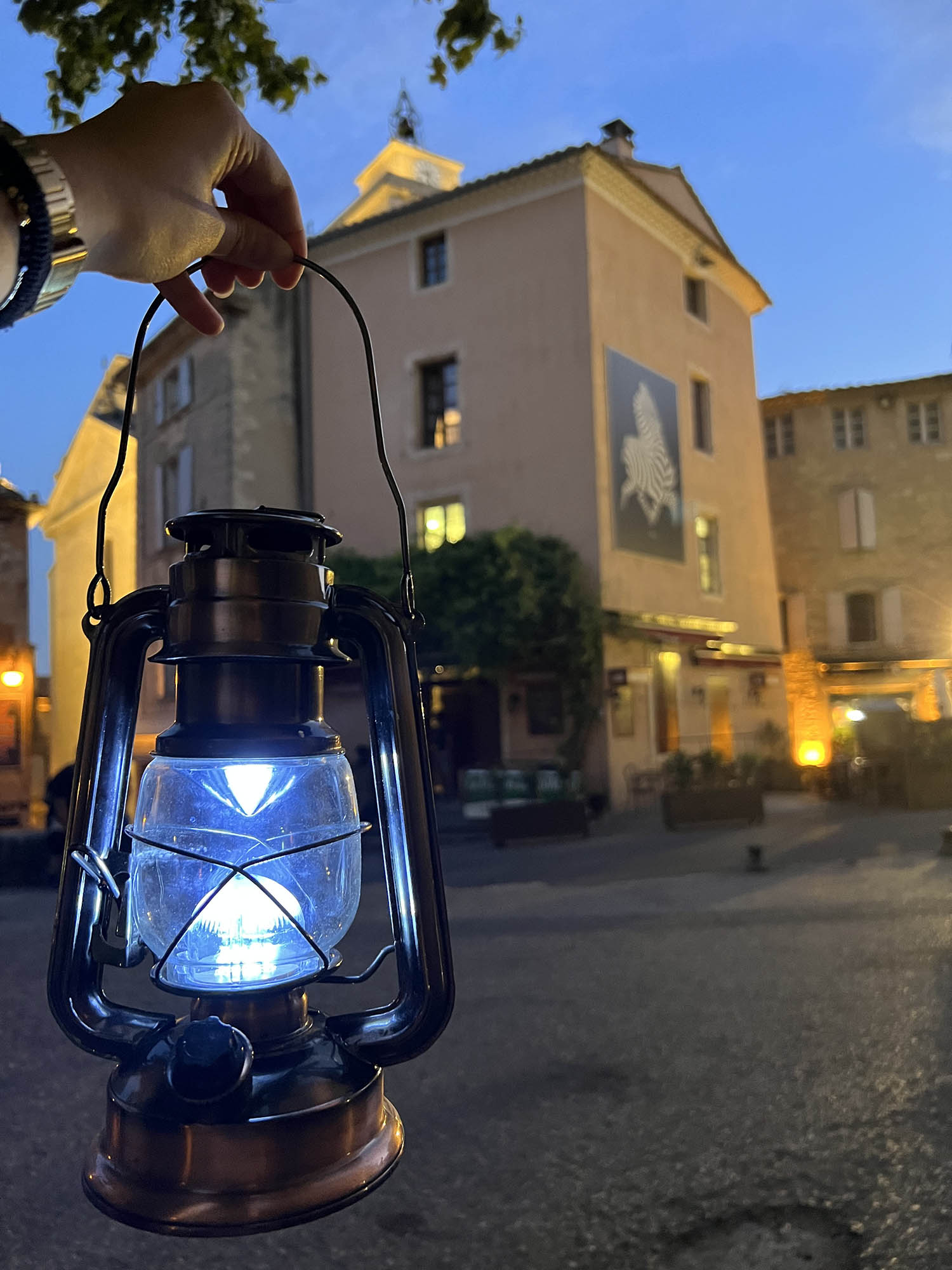 Gordes aux Lanternes - Visite guide de l't