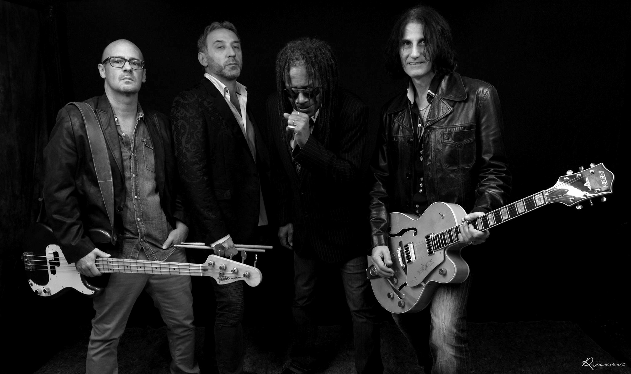 Concert Rock - Rythm of Love Cabine 13