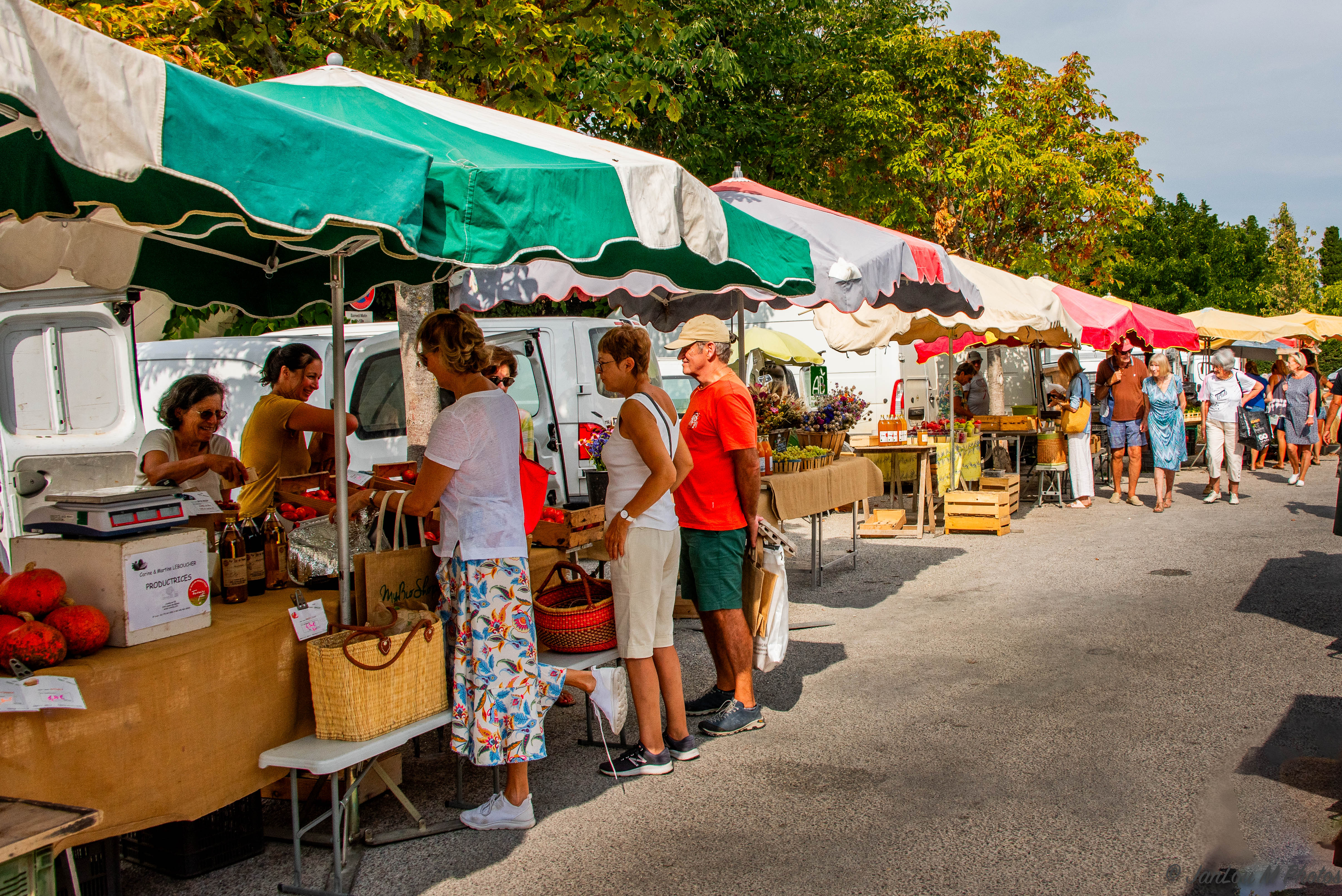 March� Agricole de Petit-Palais