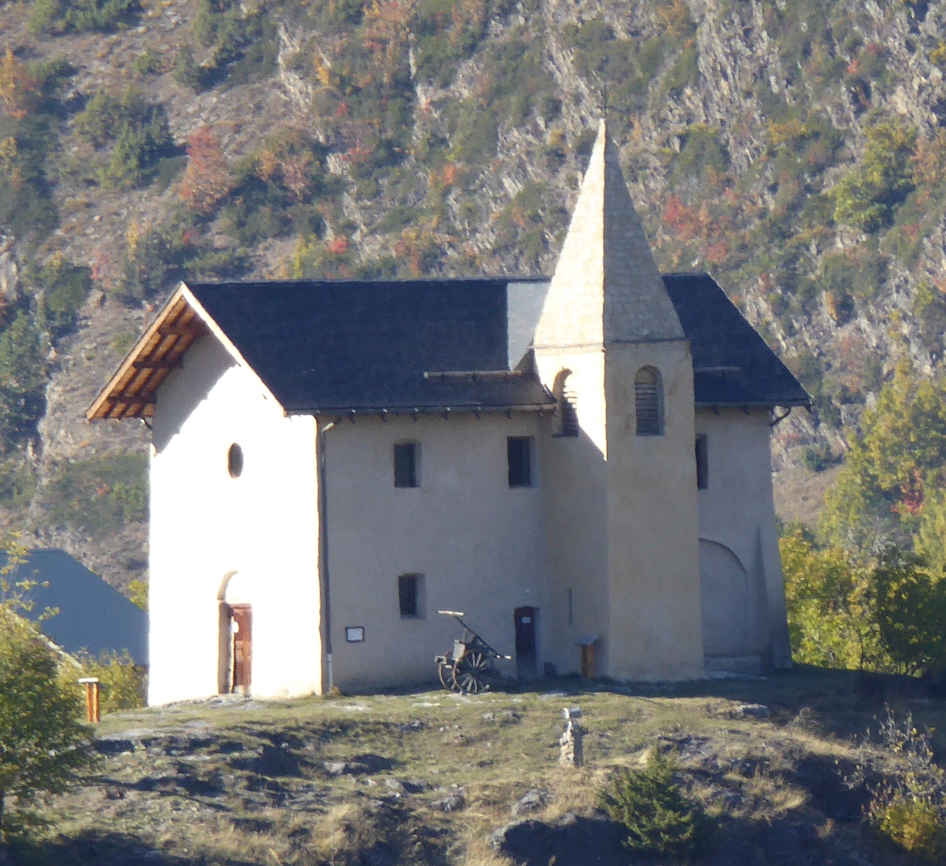 Exposition d'Artistes � la Chapelle Saint-Romain Puy Saint Vincent
