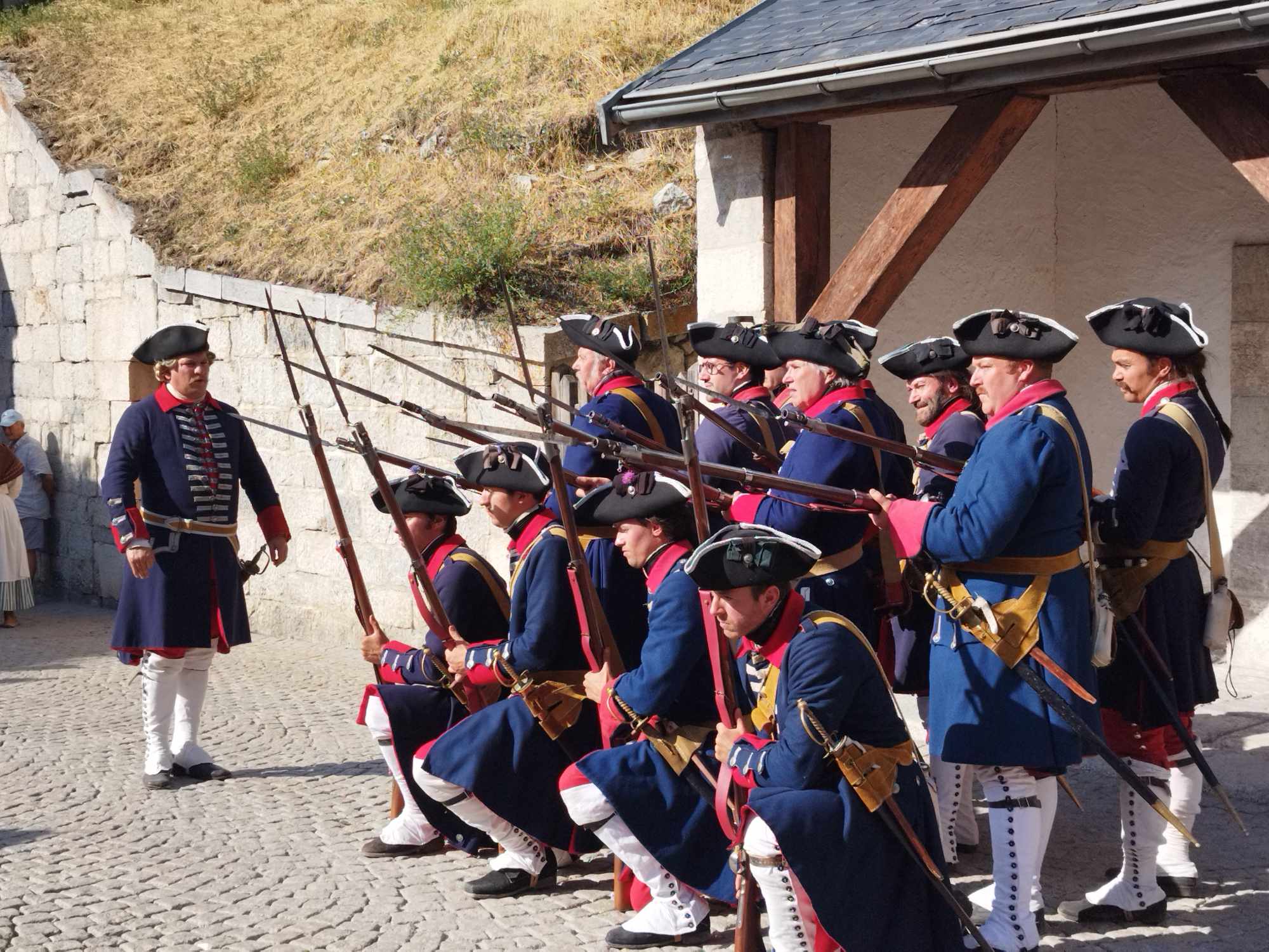 Visite : Cit Vauban en compagnie des Rgiments du pass