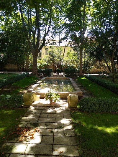 Visite de l'ancienne orangerie de l'htel Galans des Issarts