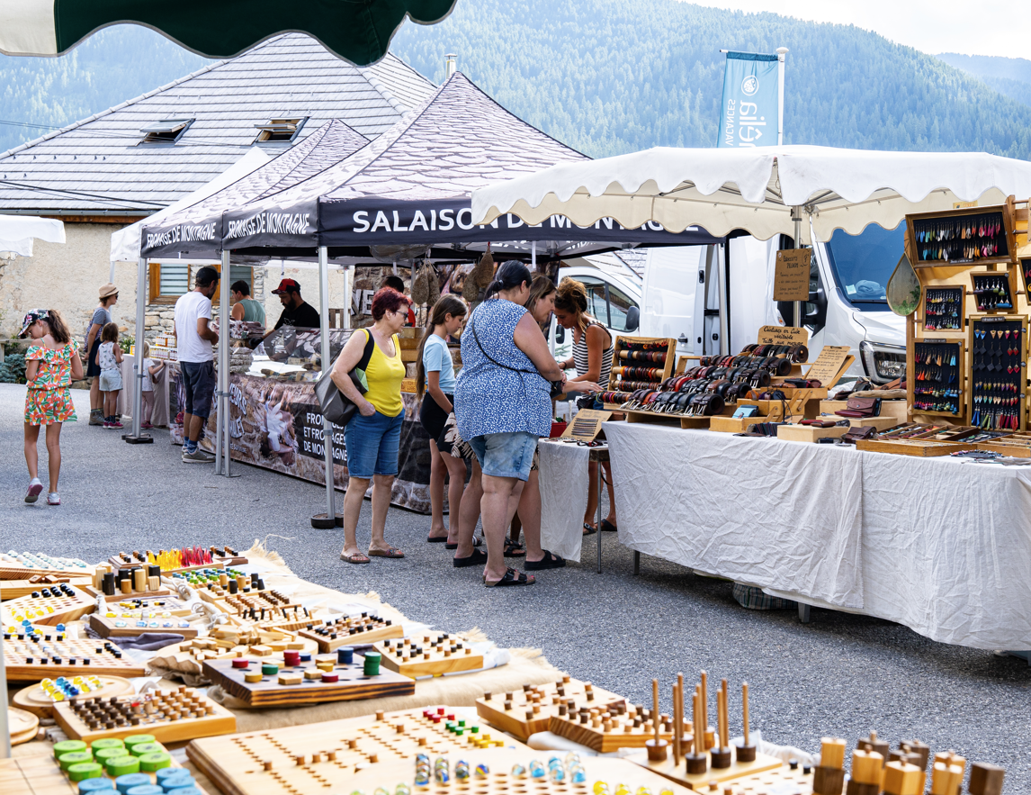 Petit march de producteurs & artisanat aux Logis d'Orres