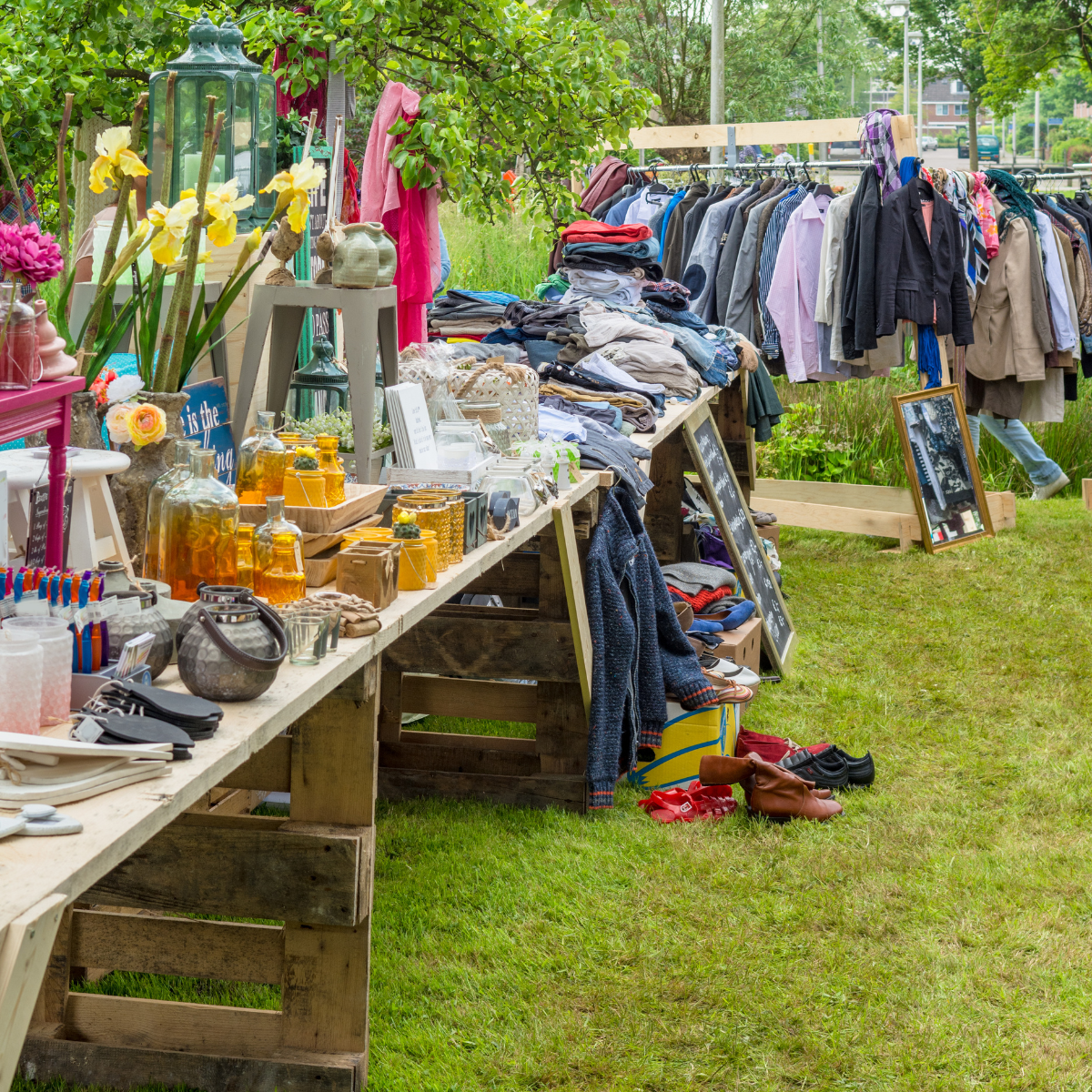 Vide-grenier au plan d'eau des Iscles