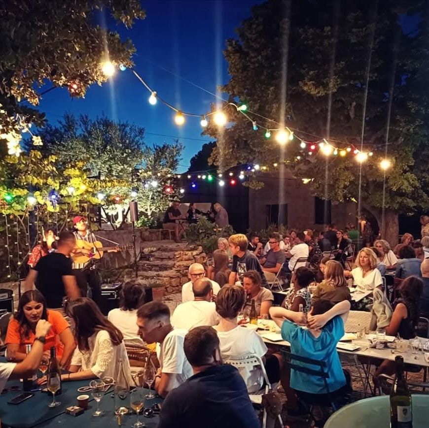 Les soires guinguettes  la Combe au Mas
