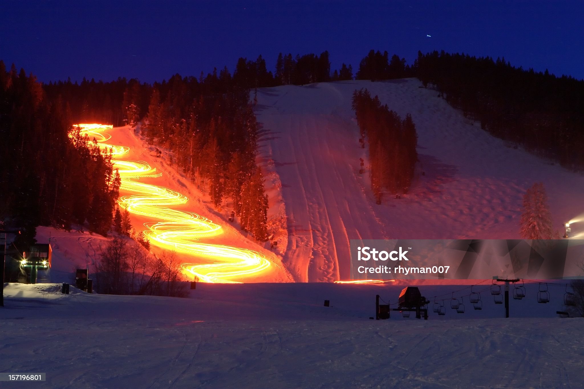 Spectacle et descente aux flambeaux
