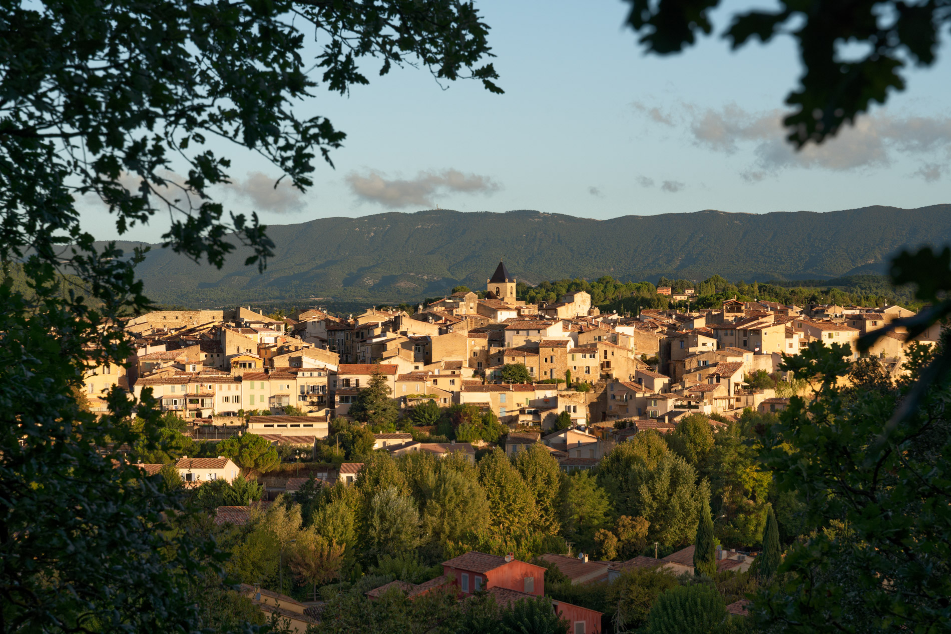 Vide grenier de l US Touraine � La Tour d'Aigues