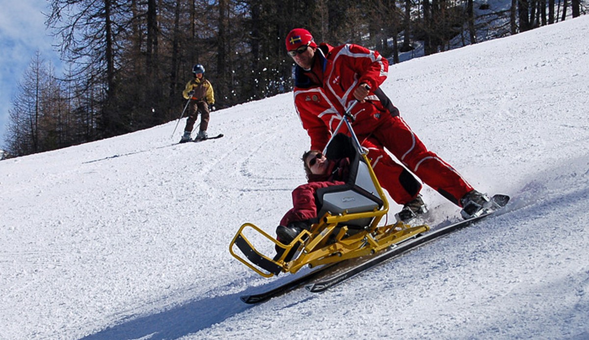 Montagne pour tous - sortie en fauteuil ski