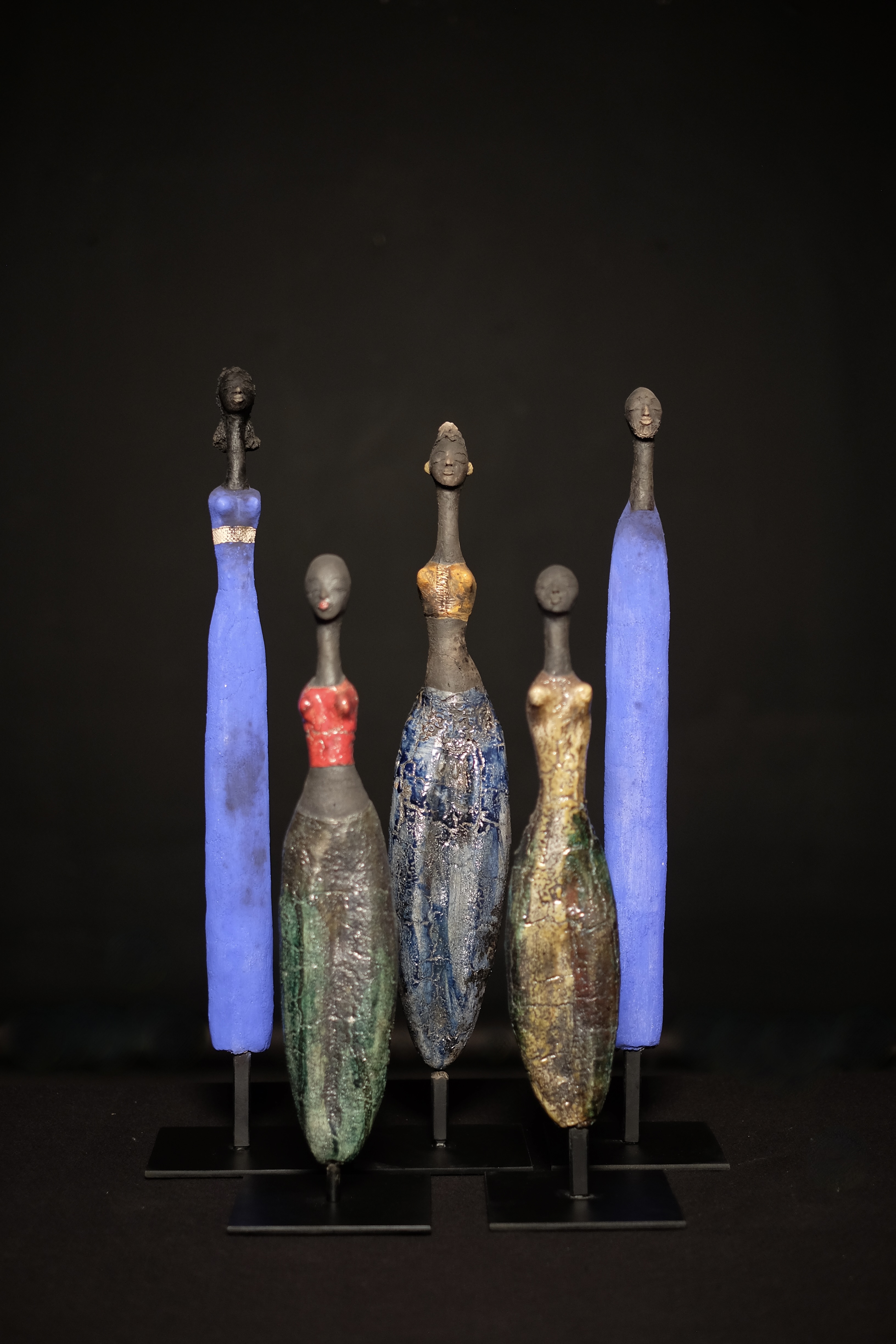 Exposition Gold and blue Etiy� Dimma Poulsen