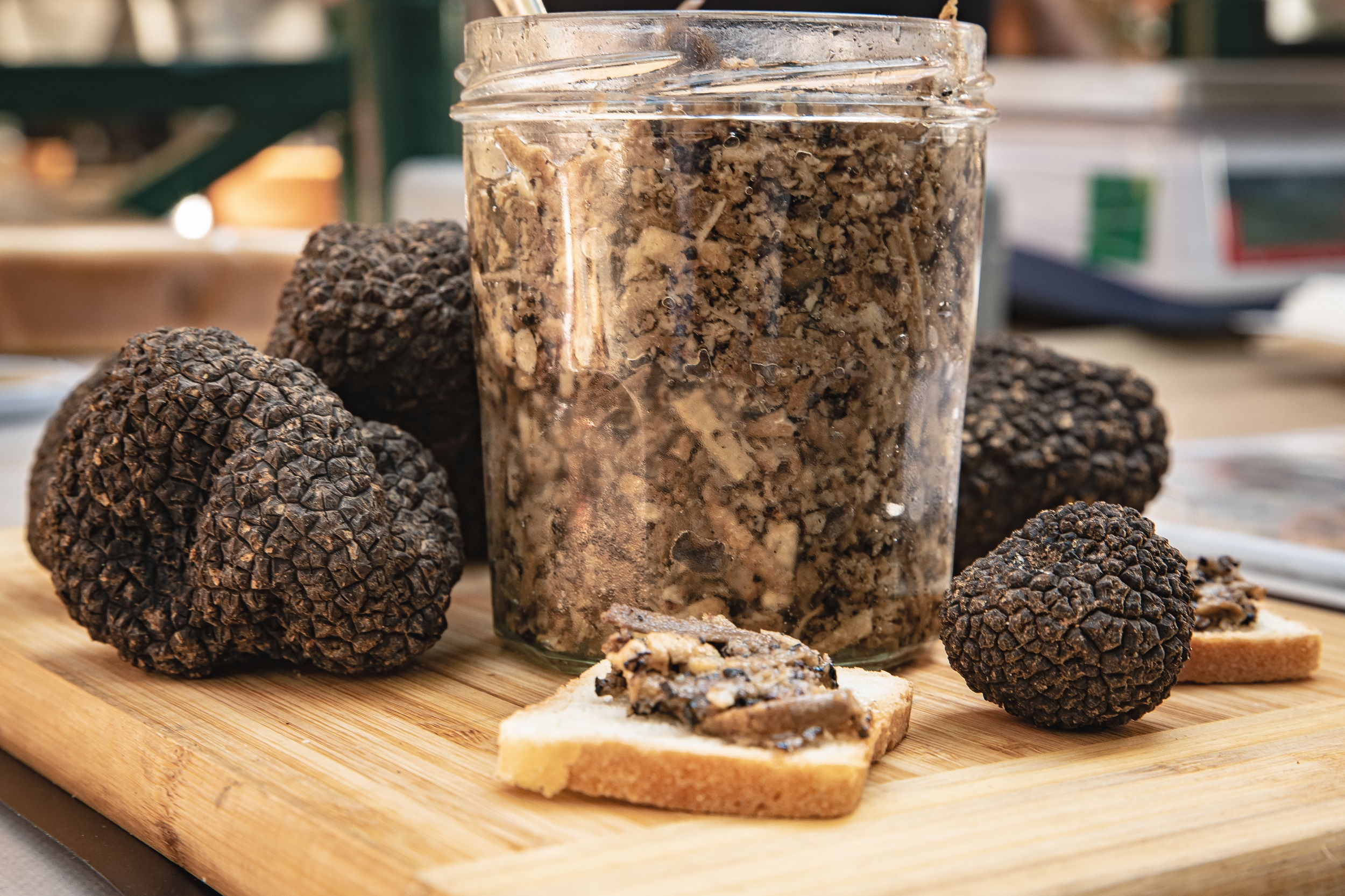 Fte de la truffe d't d'Aups