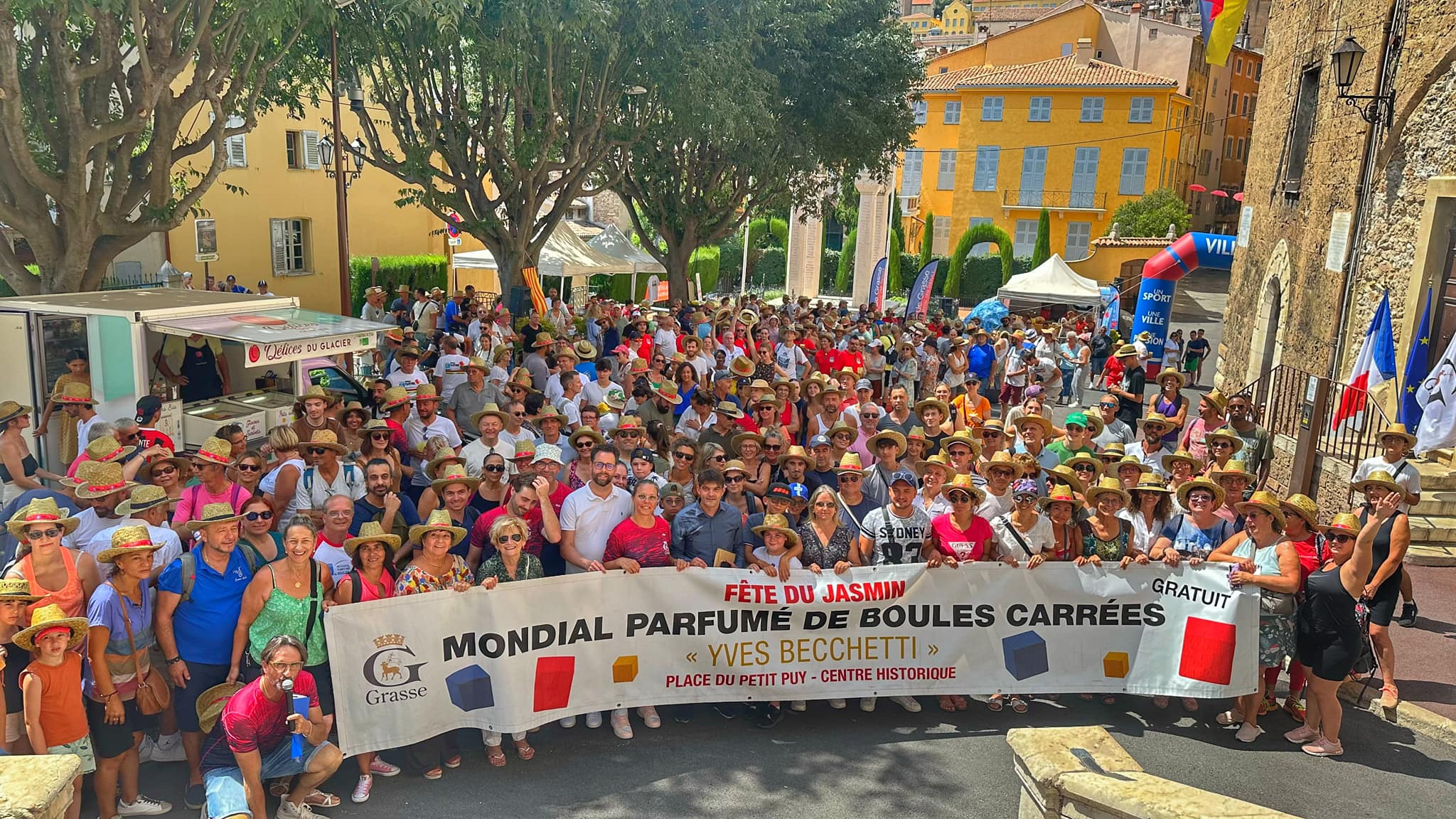 Mondial Parfum de Boules Carres - 12e dition