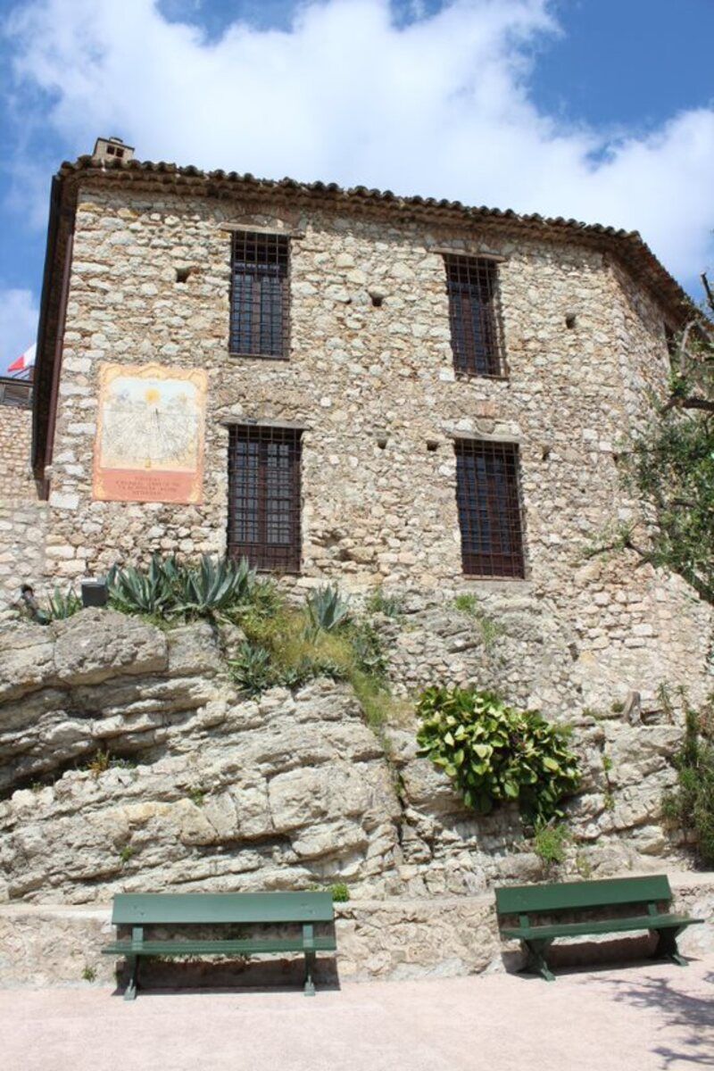 Exposition d'art contemporain collection Raza-Montgillat au Chtea-Muse Lascaris