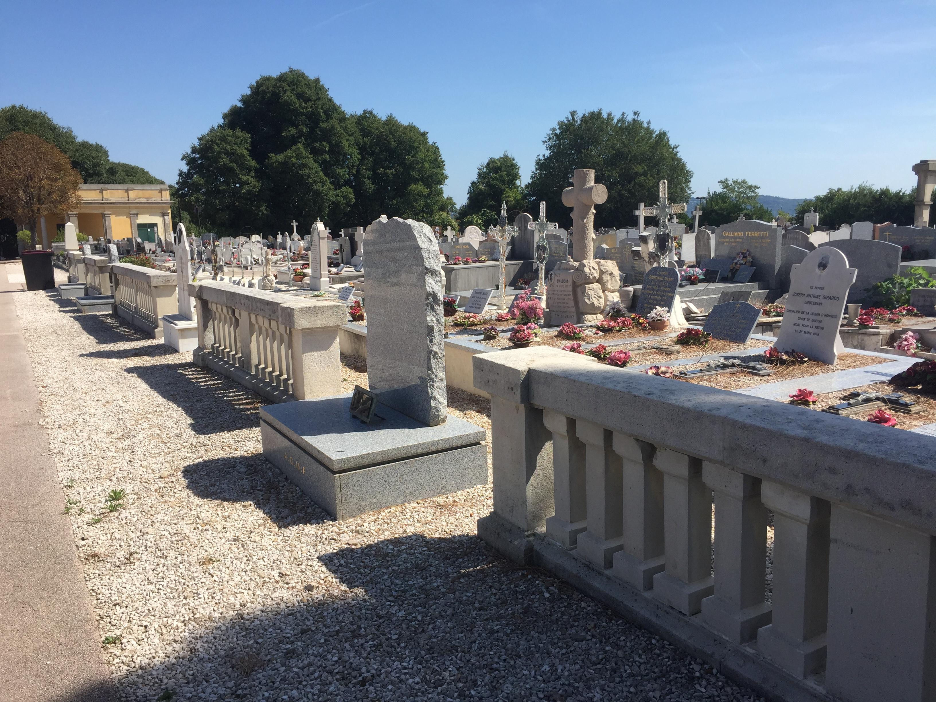 Le Printemps des cimeti�res : Cimeti�re Sainte-Brigitte - Grasse Ville d'Art et d'Histoire