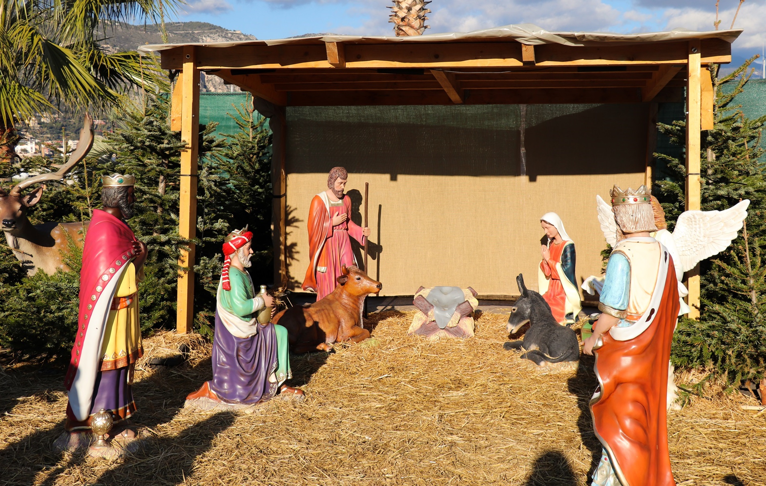 Inauguration de la crche gante