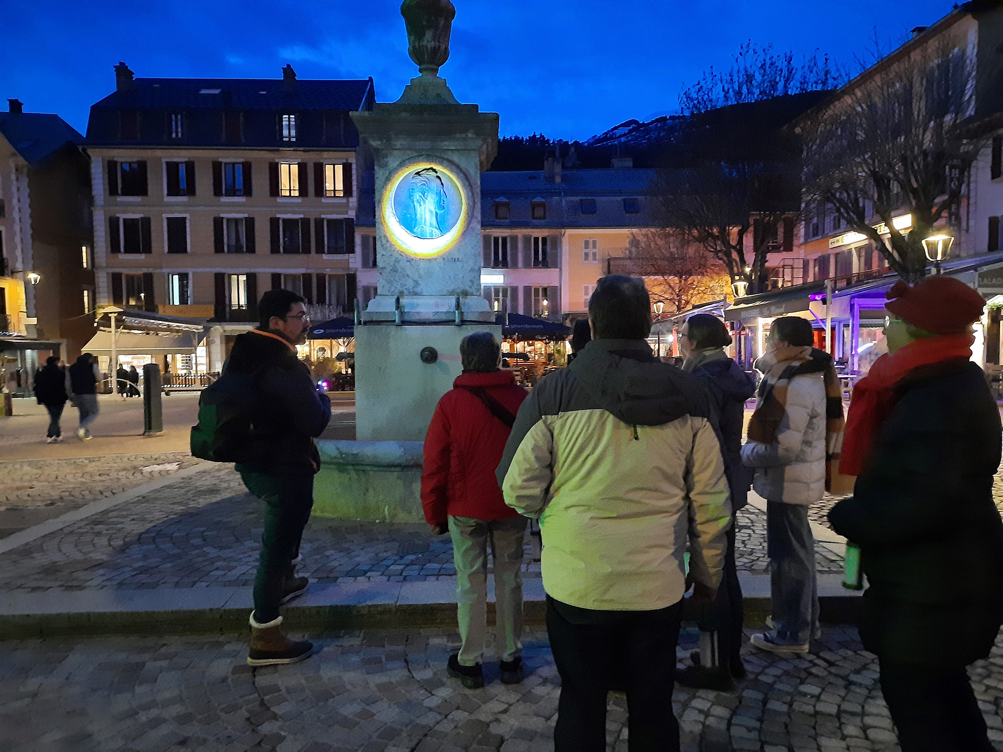 Visite guide : Le centre ancien de Barcelonnette en nocturne