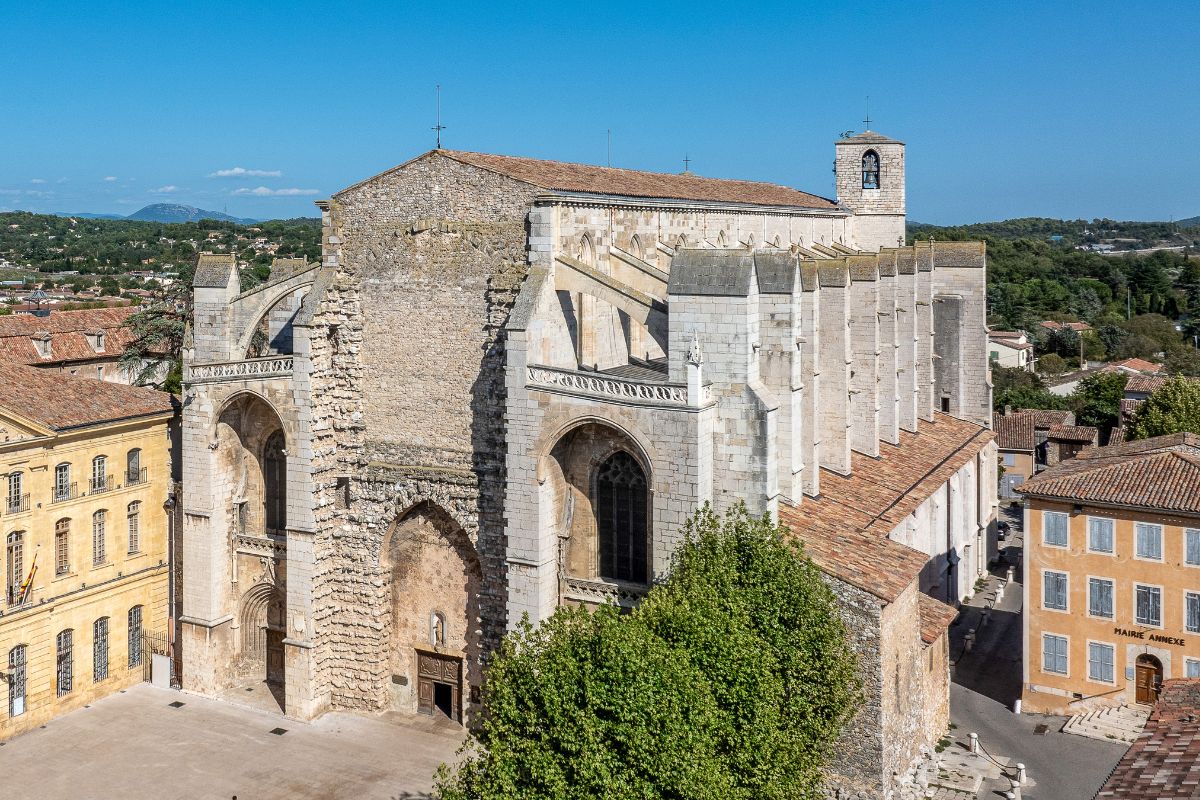 Visite guide : la Basilique, 3me tombeau de la chrtient