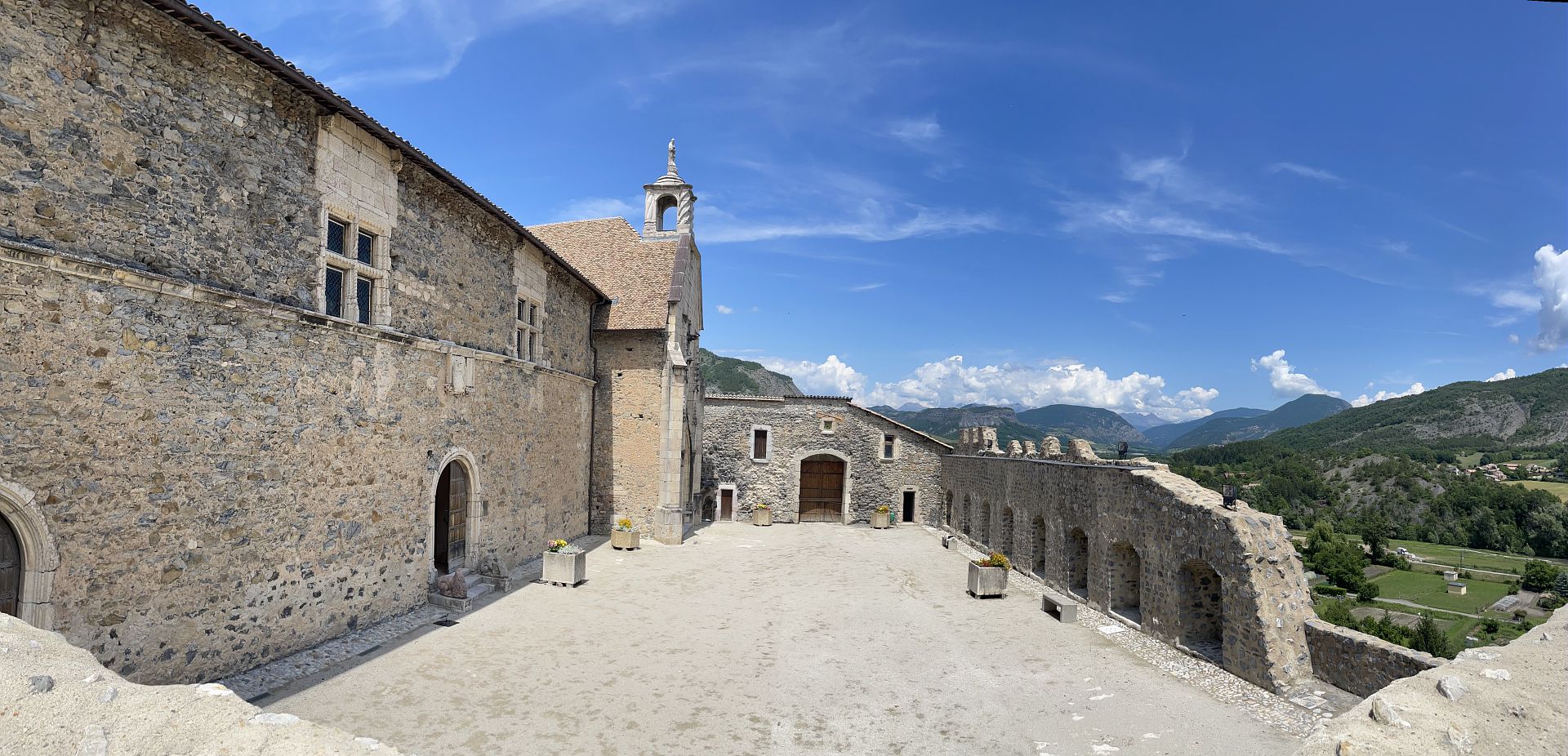 Visite libre du chteau de Tallard