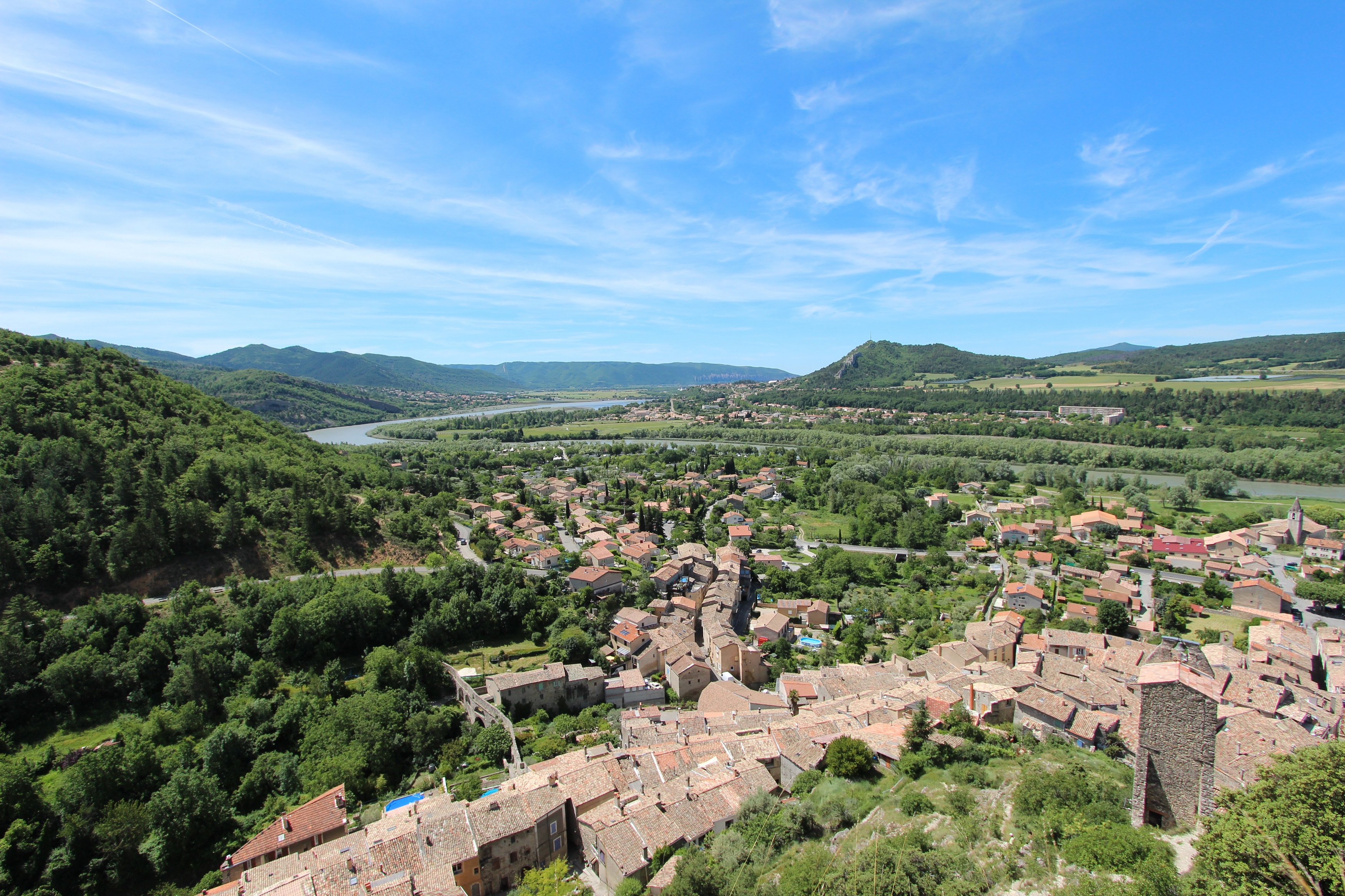Visite du village de Volonne et du moulin  huile