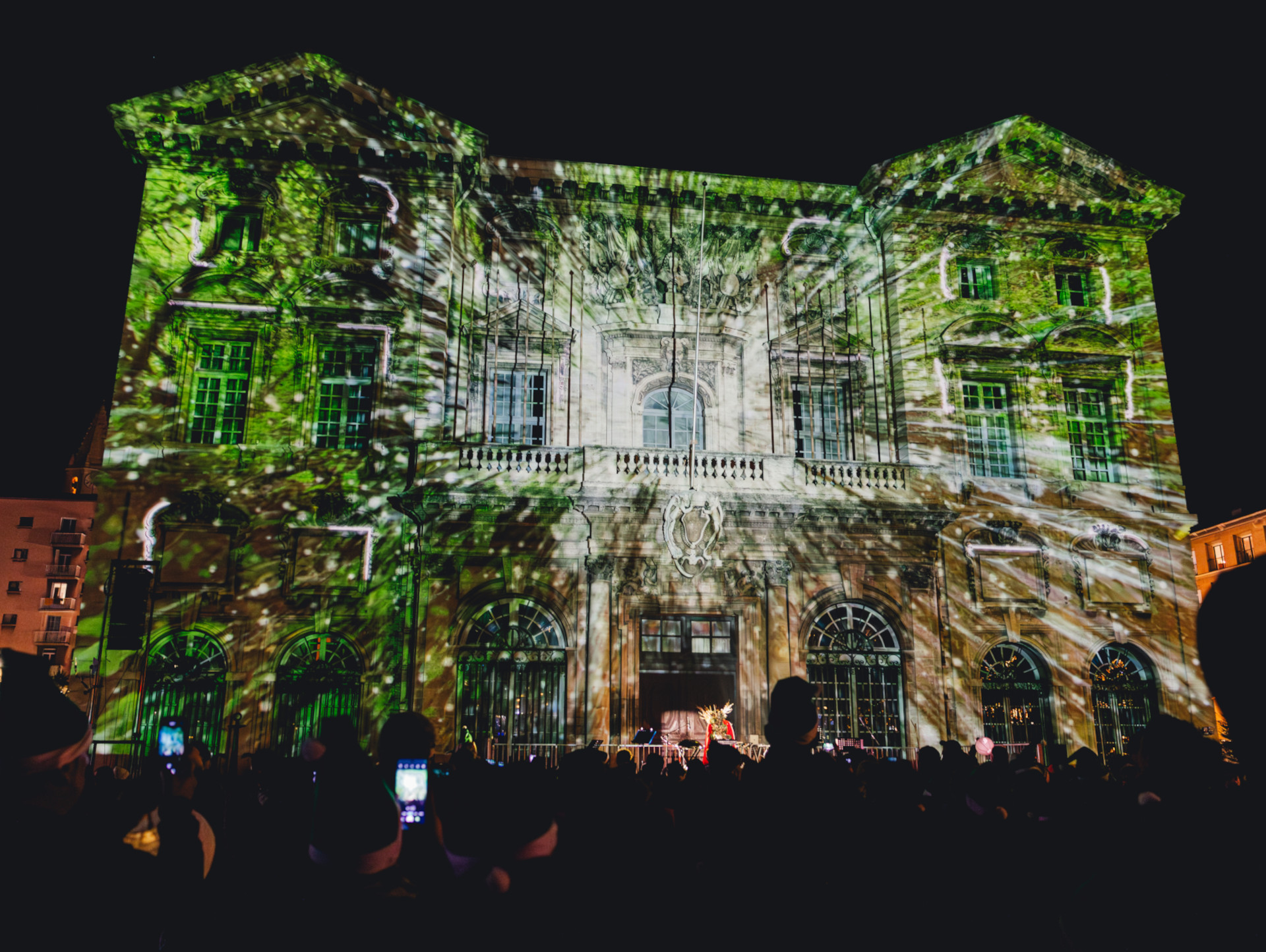 Projections lumineuses sur l'Htel de Ville