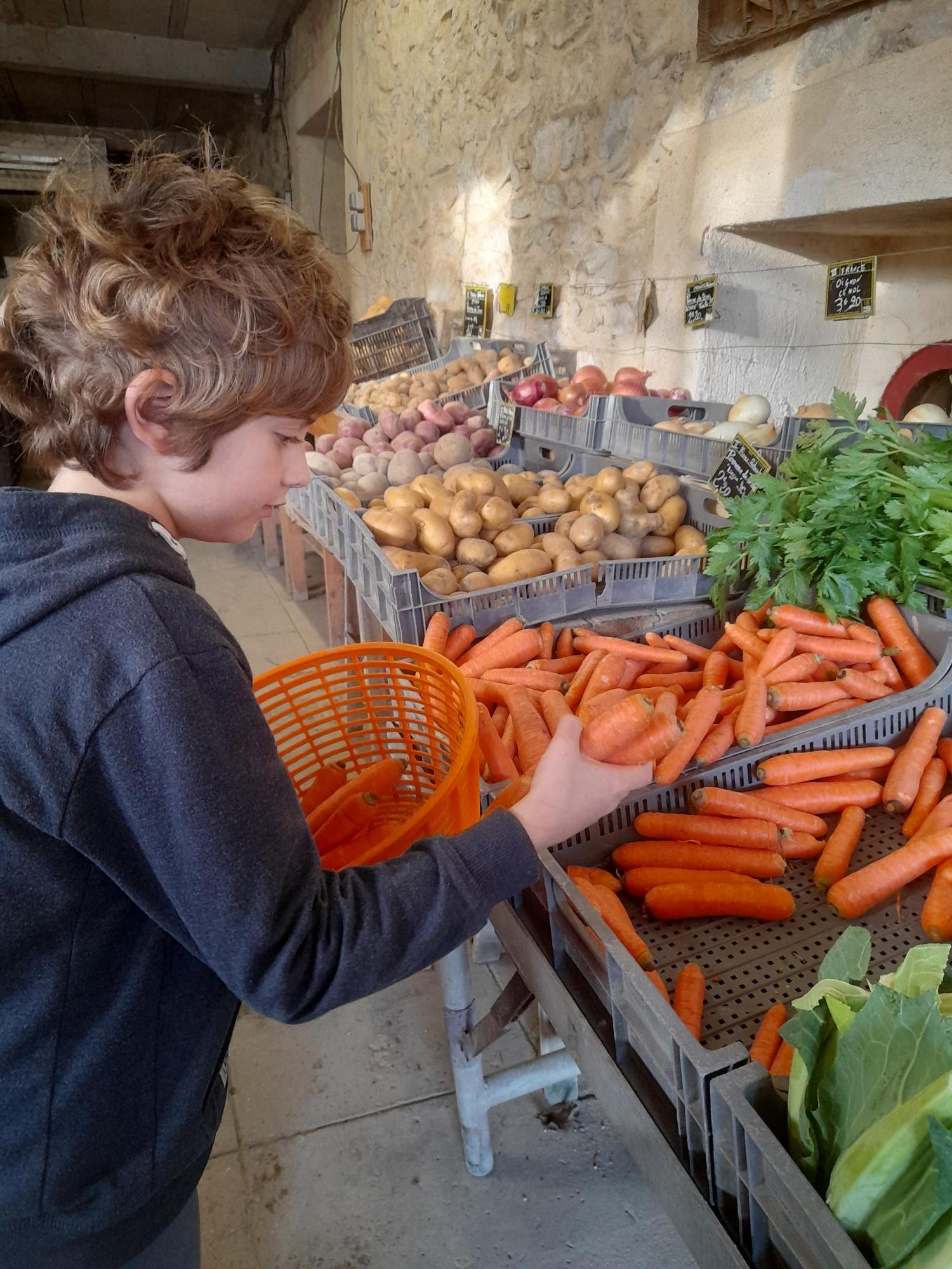 March  la Ferme de la Reboule