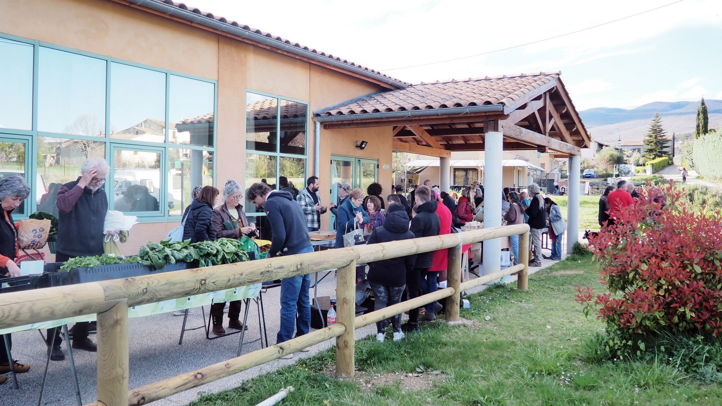 March de producteurs Montlaux
