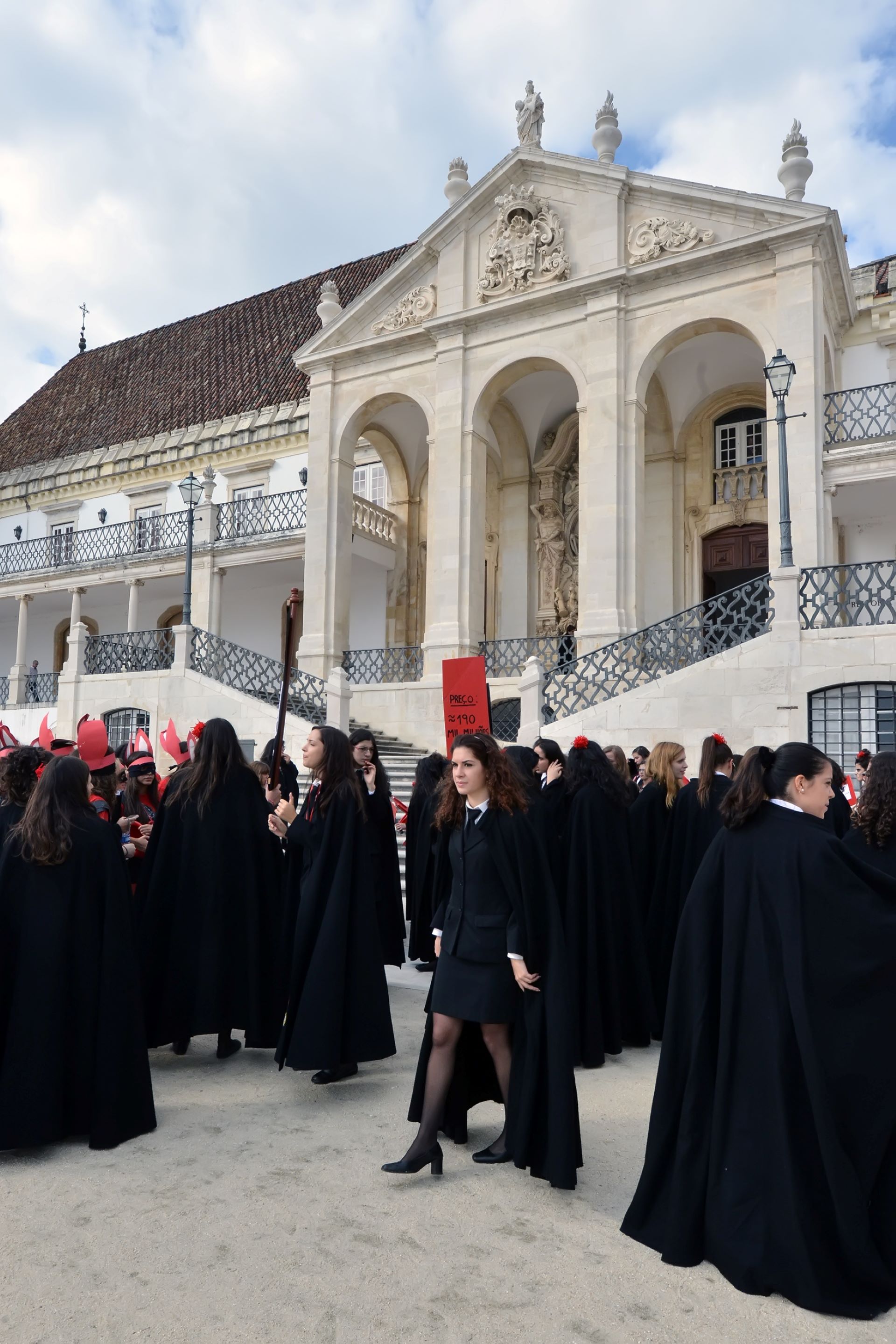 Commmoration du cinquime centenaire de la naissance de Luis de Cames et des quarante ans du jumelage Aix/Coimbra - Mois de l'Europe