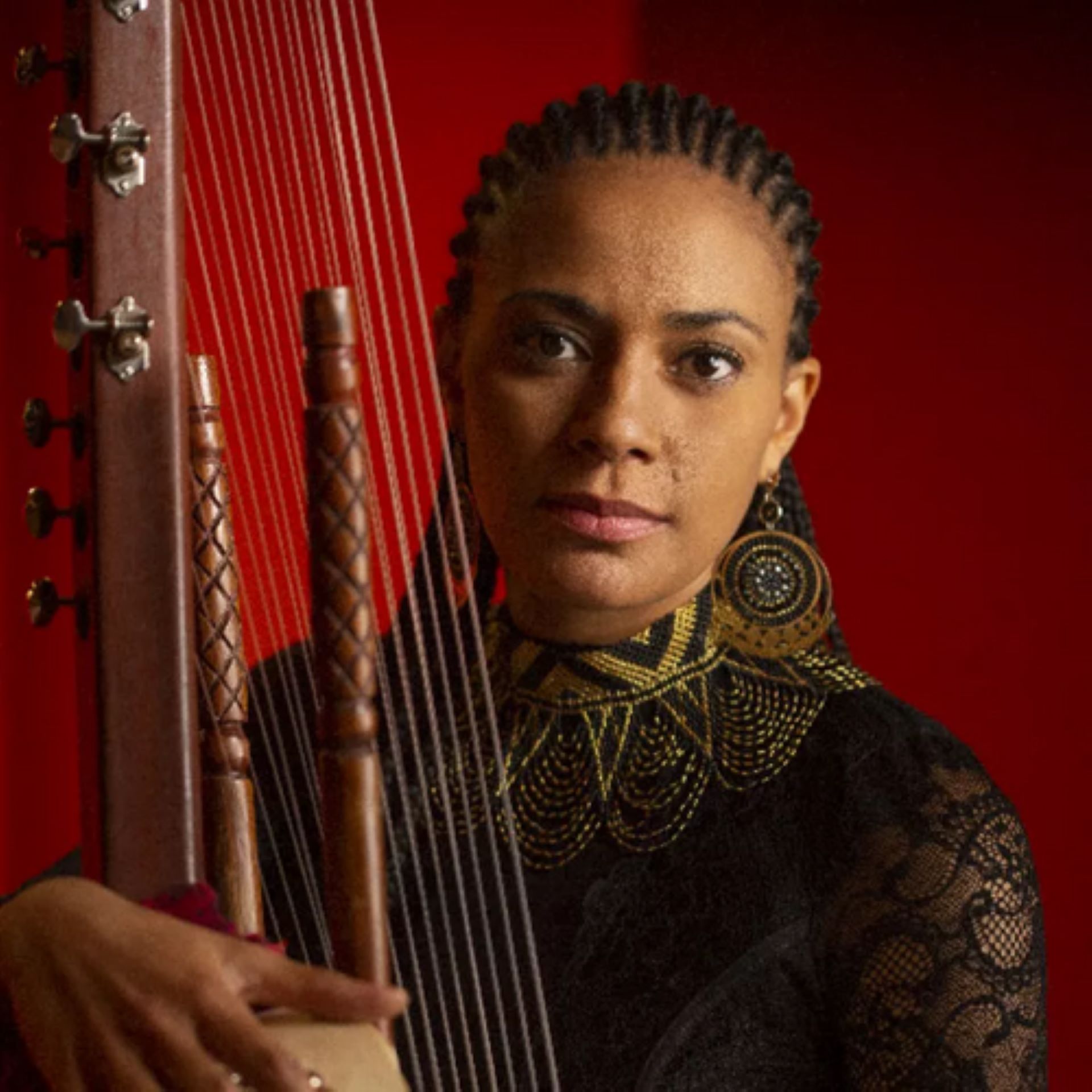 Jazz  Porquerolles : Sona Jobarteh et Ballak Sissoko avec Piers Faccini