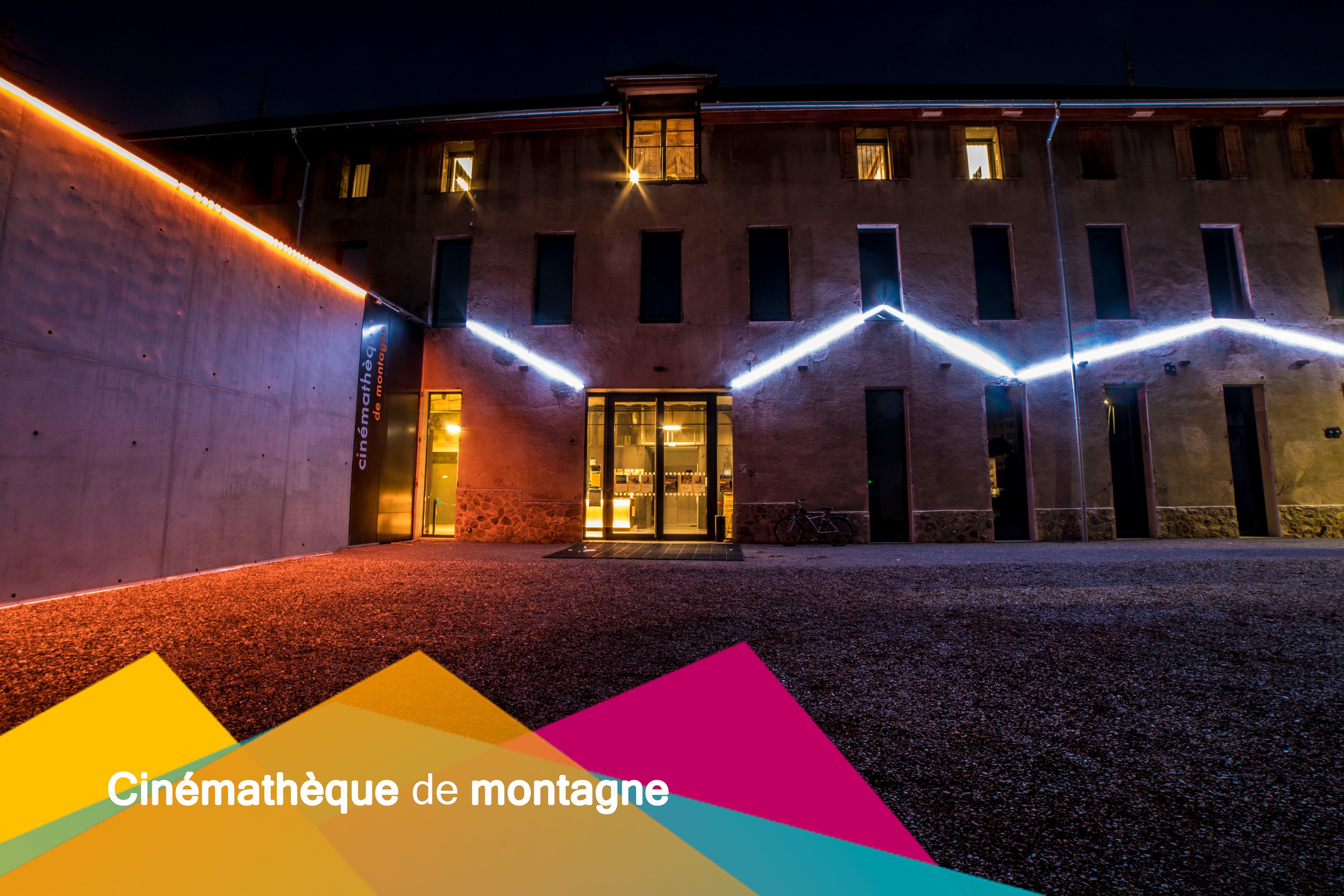 Projection  Les 8 montagnes