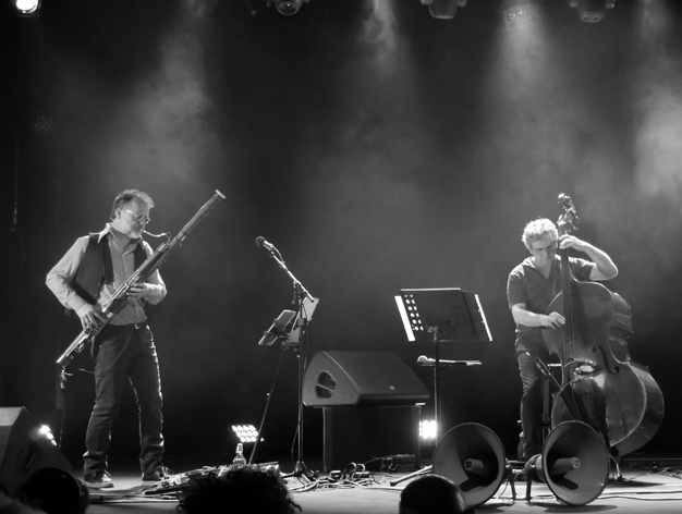 Le Jeudi  Regain - Classiq Bazar - basson, contrebasse et machines