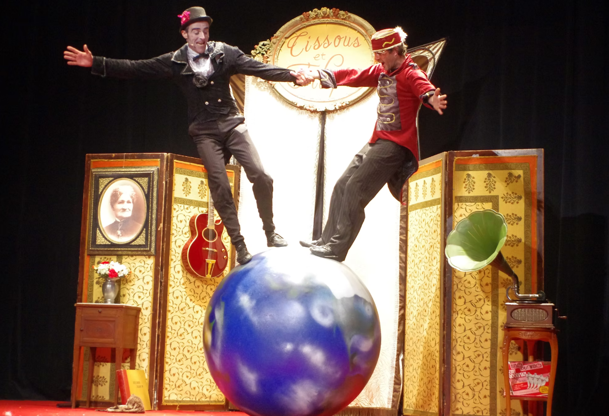 spectacle L'avenir c'tait mieux avant - Les Vils brequins