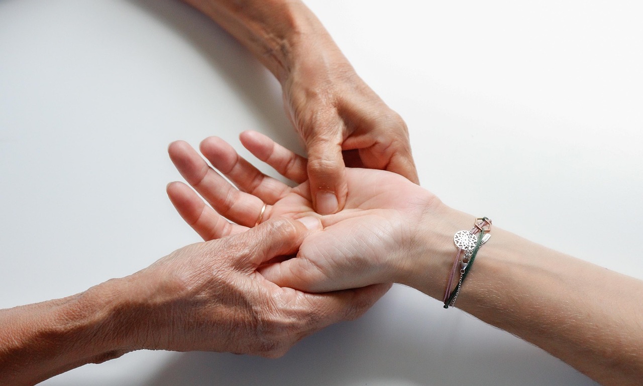 Pure Flow : Acupression Thae et crampes menstruelles