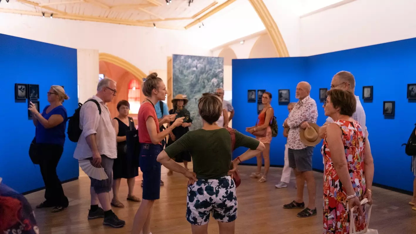 Visites guides des expositions - Rencontres de la photographie d'Arles 2025