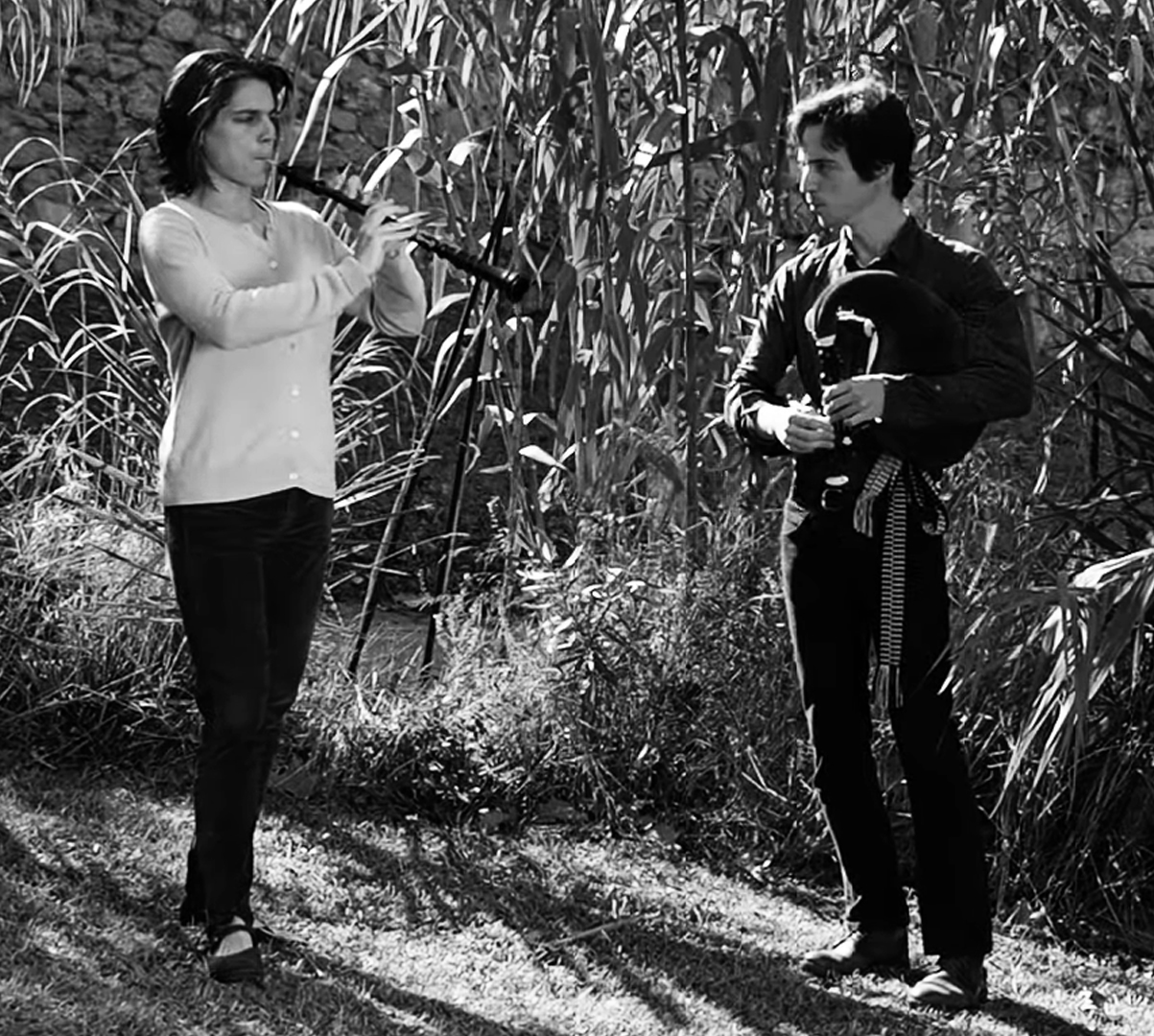 Concert En Ap[p]art  Duo Lola Soulier (hautbois, hautbois champtre) et Peter Nahon (musette de cour, vielle  roue)  19/06/2025