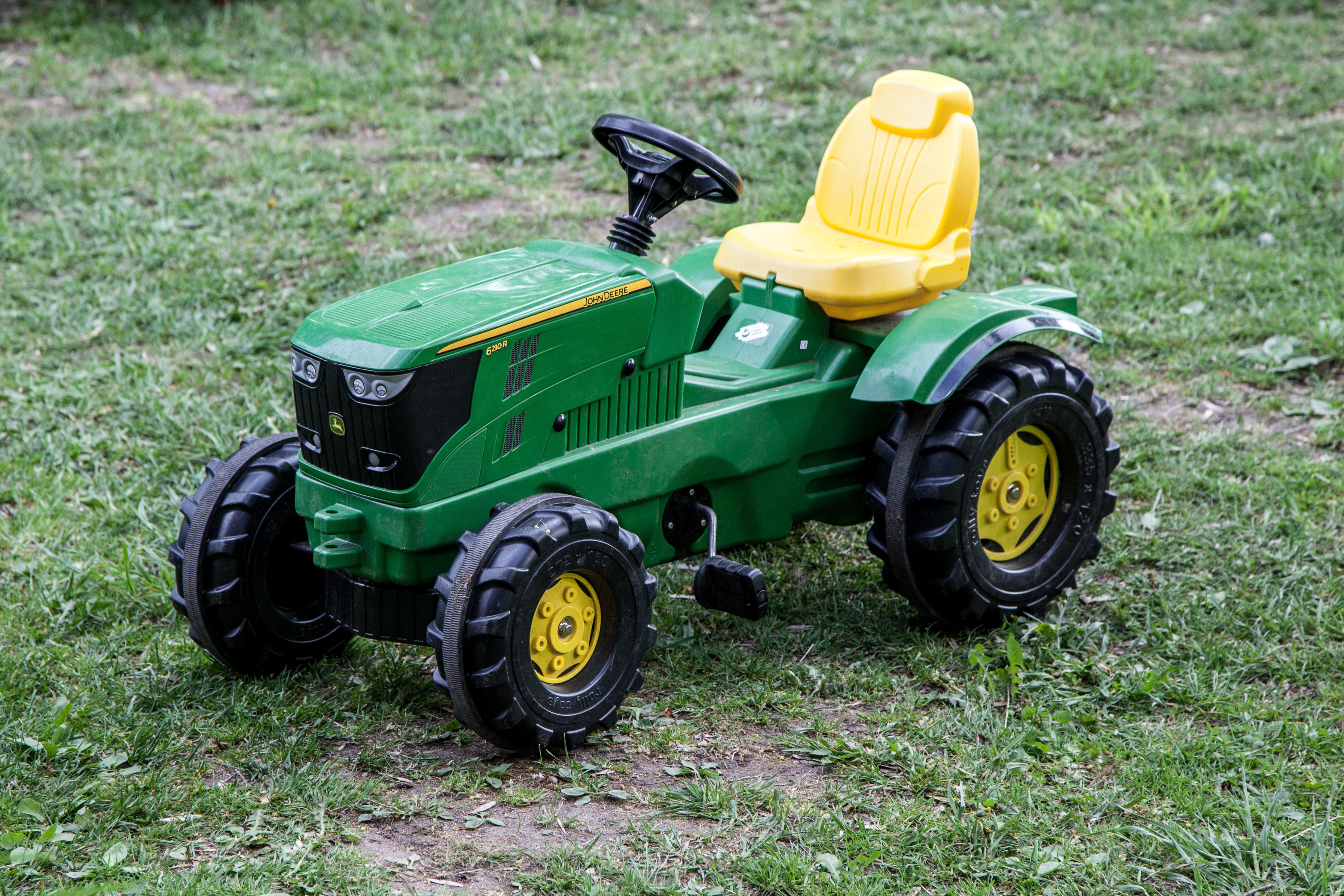 Course de tracteurs  pdales