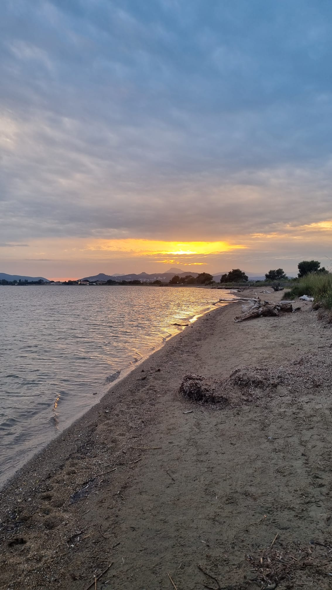 Mini-rando coucher de soleil & apro sur la plage