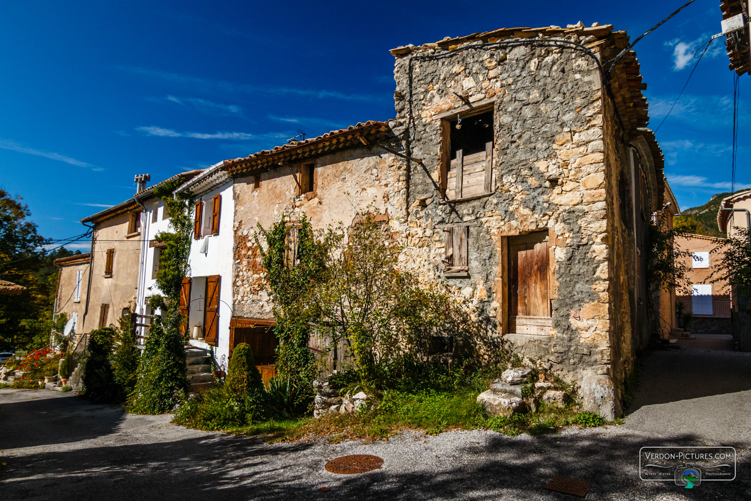 Le village d'Angles se dvoile...