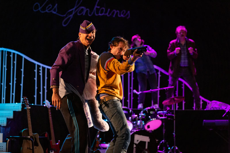 Thtre : adaptation de l' 