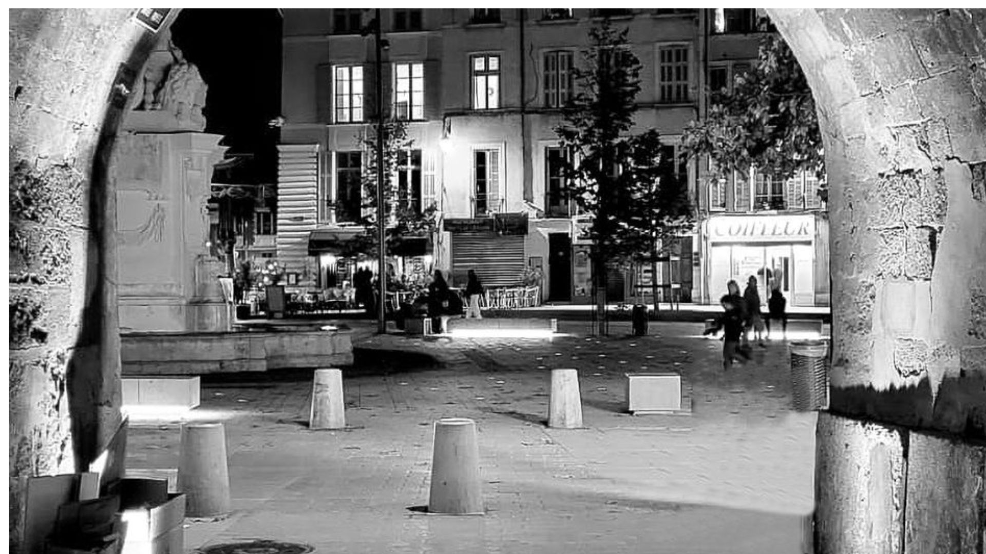 Visite nocturne sotrique d'Aix-en-Provece