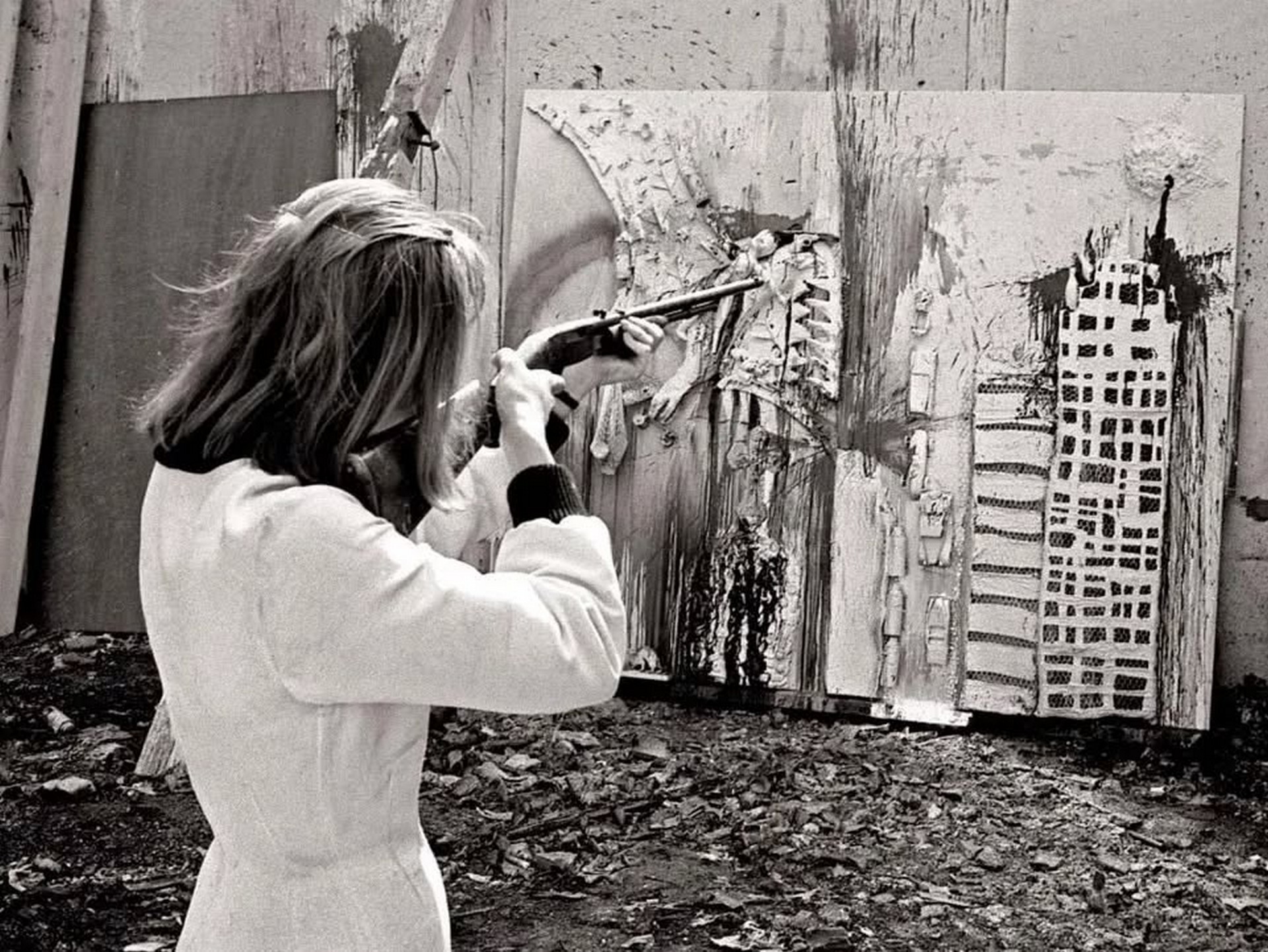 Les tableaux-tirs et les Nanas de Niki de Saint-Phalle
