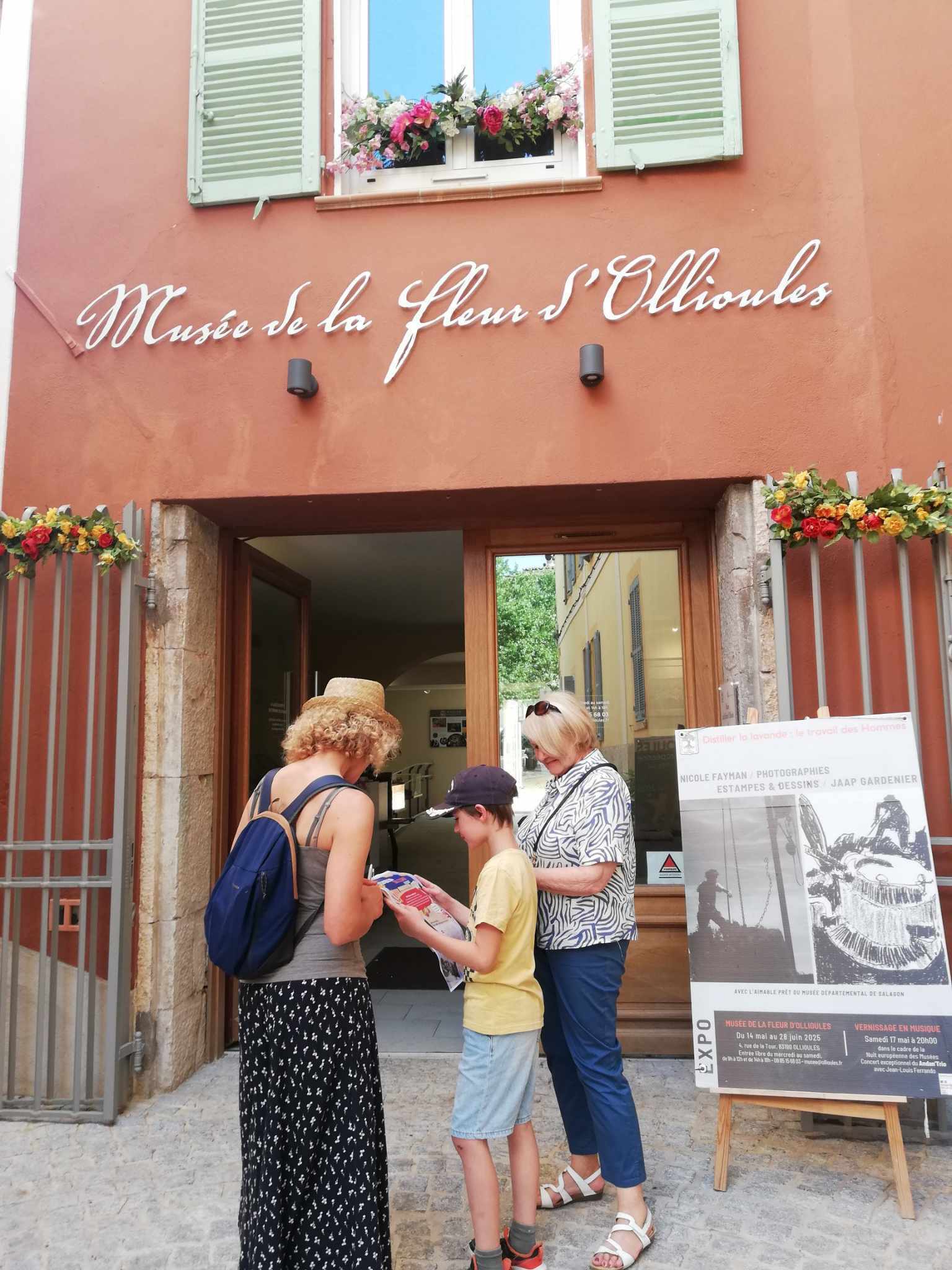 Jeu d'enqute familial  travers le centre-ville