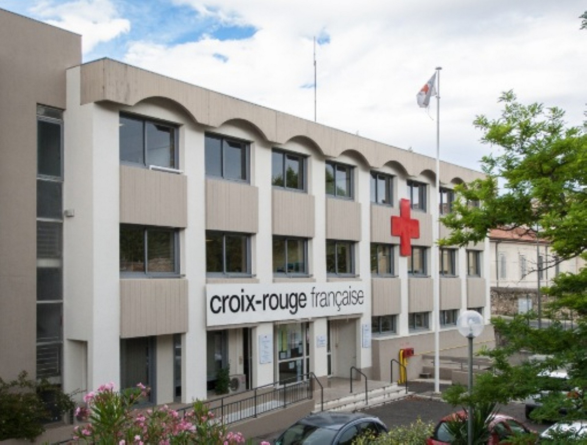 Braderie d'automne de la croix rouge franaise
