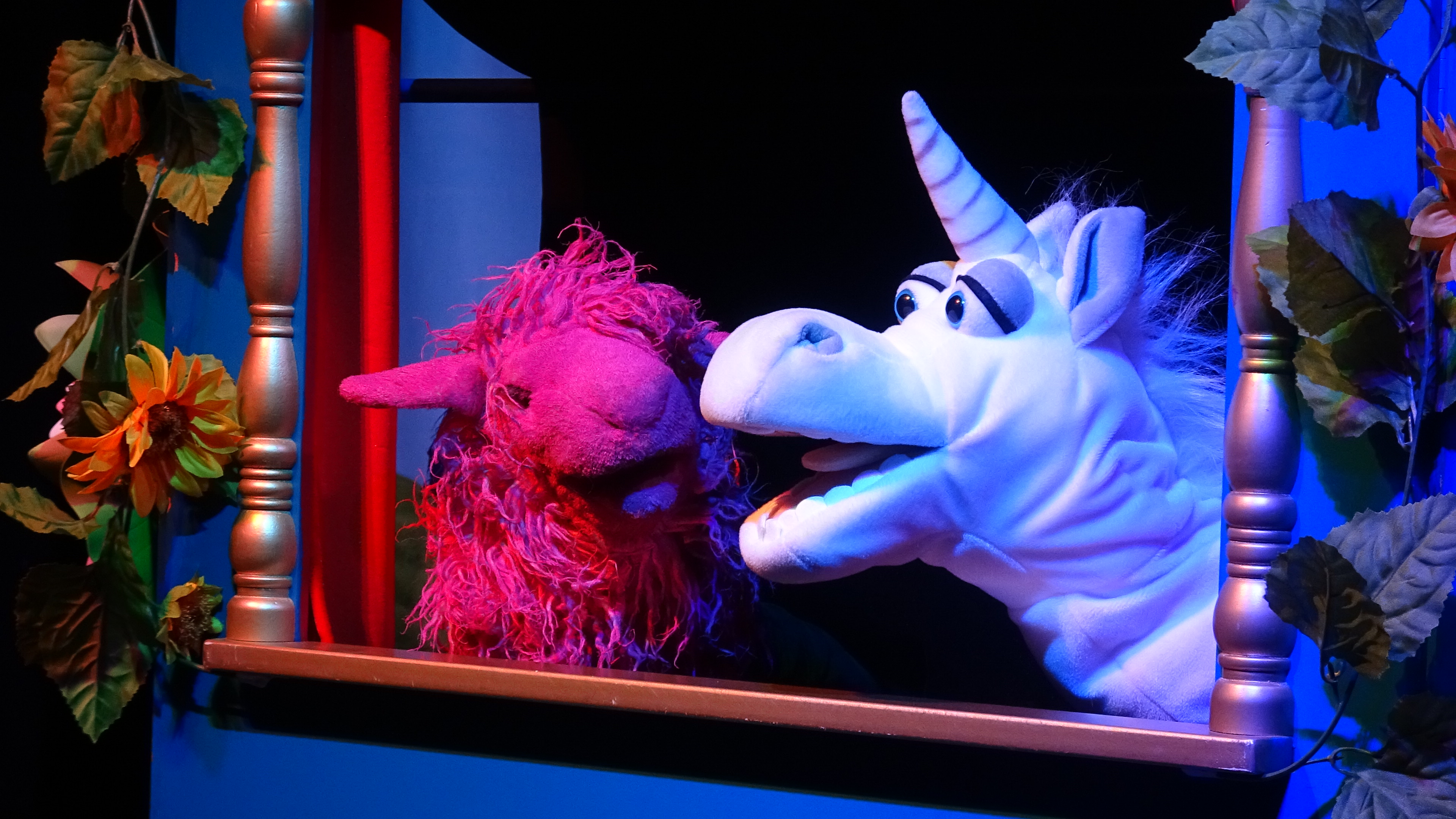 Le vilain petit mouton et le secret de la poule au n'oeuf d'or