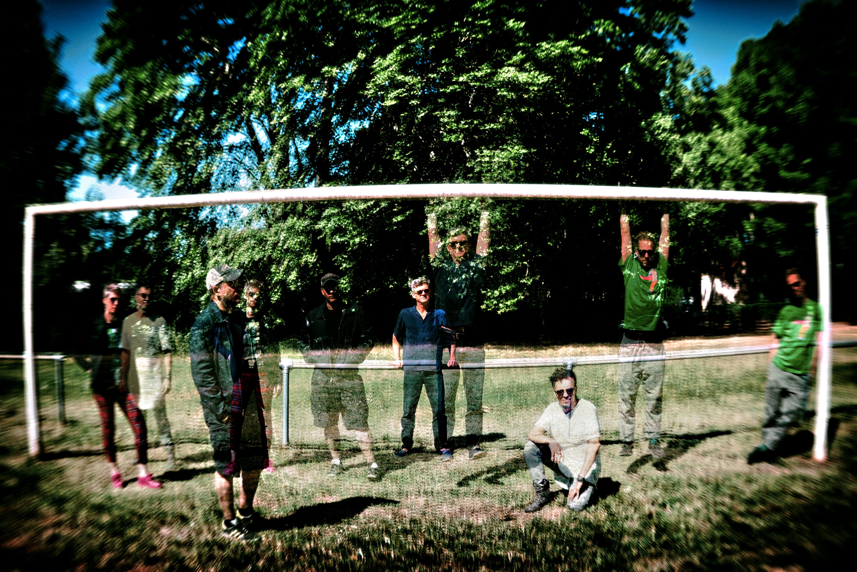 Mandres feat milie Lesbros & Mike Ladd