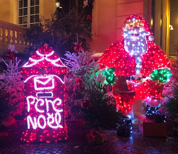 Nol  Vence 2025: Sance photo avec le Pre Nol & Promenade en Poney