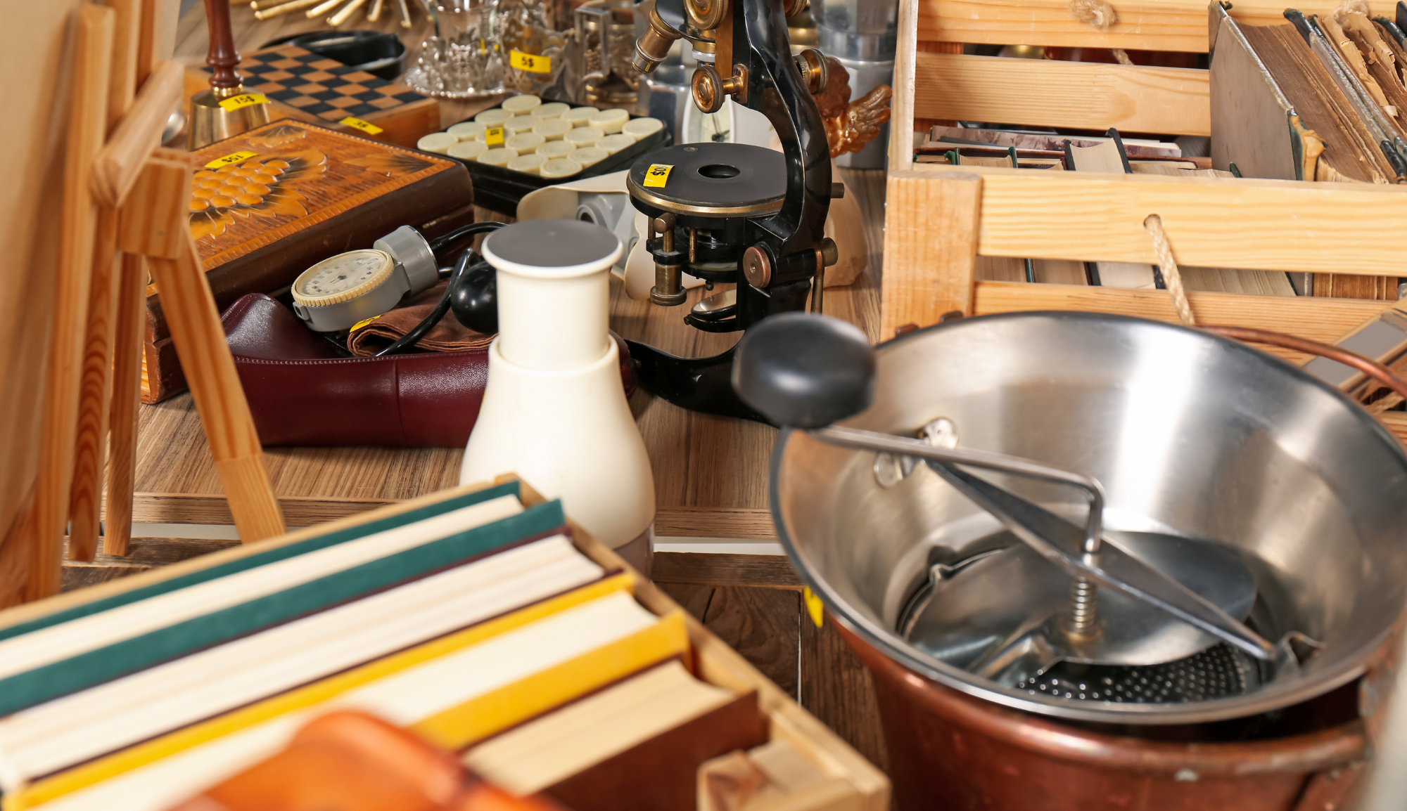 Vide-Grenier des Valayans / 2�me samedi du mois