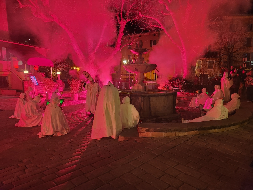 Le d�fil� des P�nitents Blancs