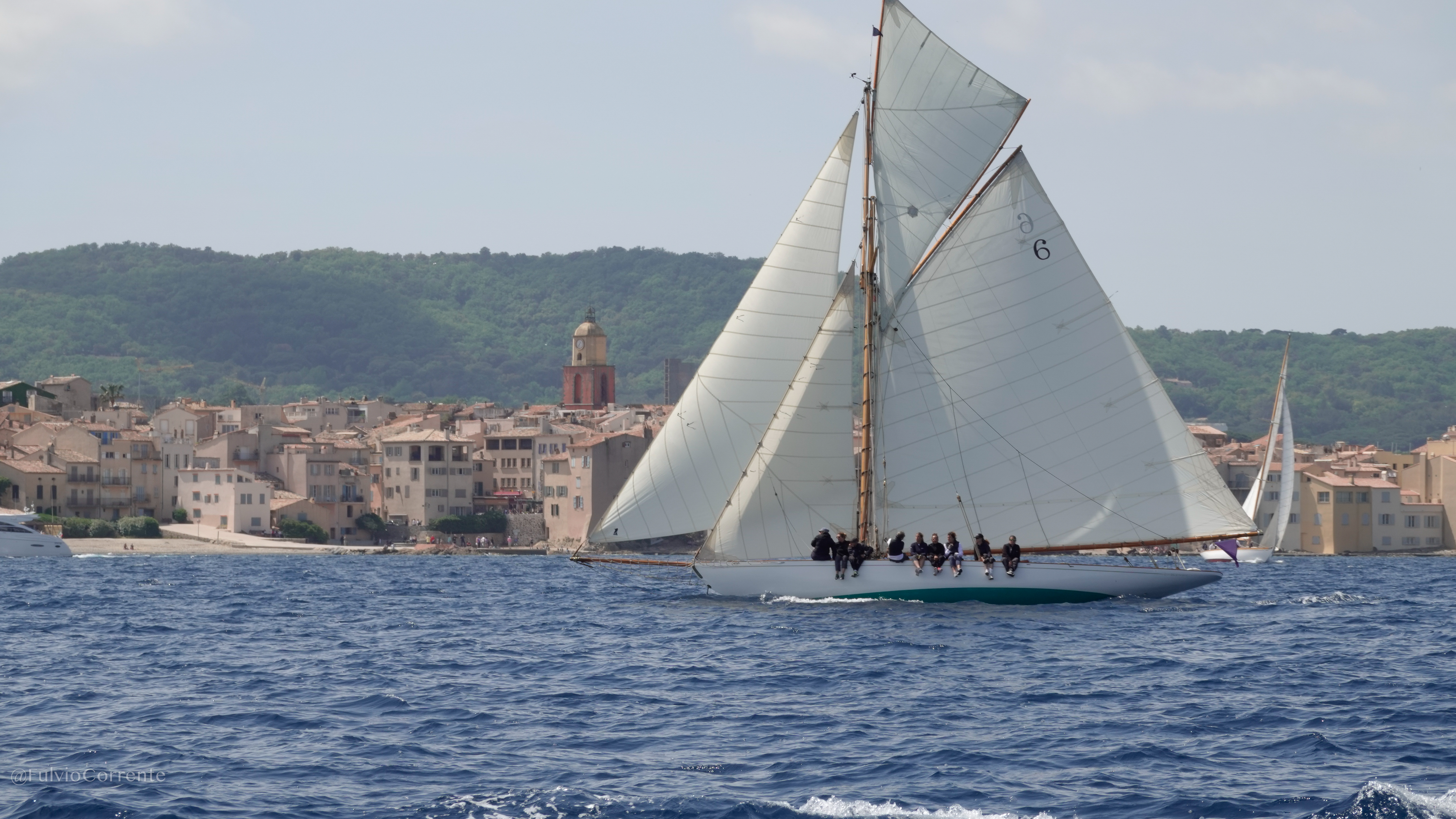 Les Dames de Saint-Tropez L'Or�al - R�gate