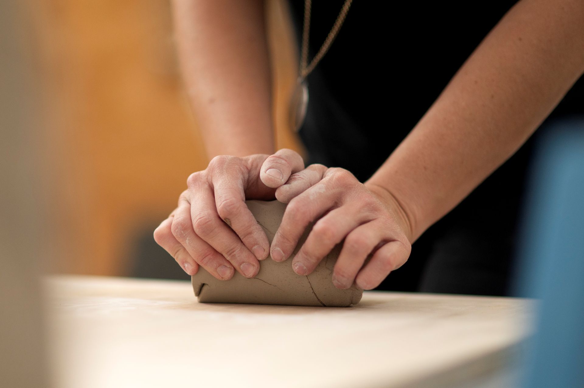 Atelier d�initiation au modelage de la terre